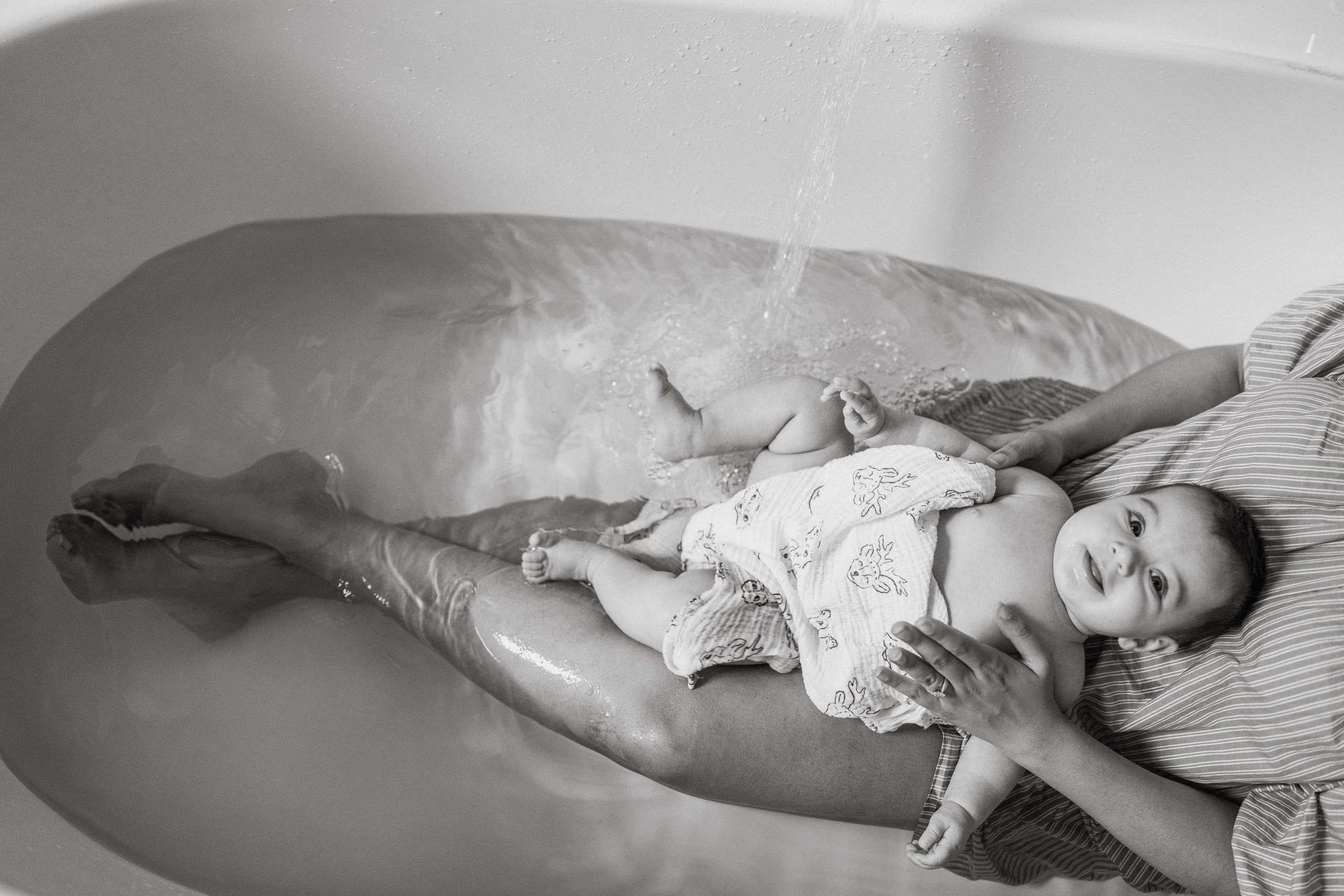 Farah, Sam, Serena, Mellie. Alisa Tant — Family and newborn photographer Bucks County, Montgomery county, Philadelphia, NJ