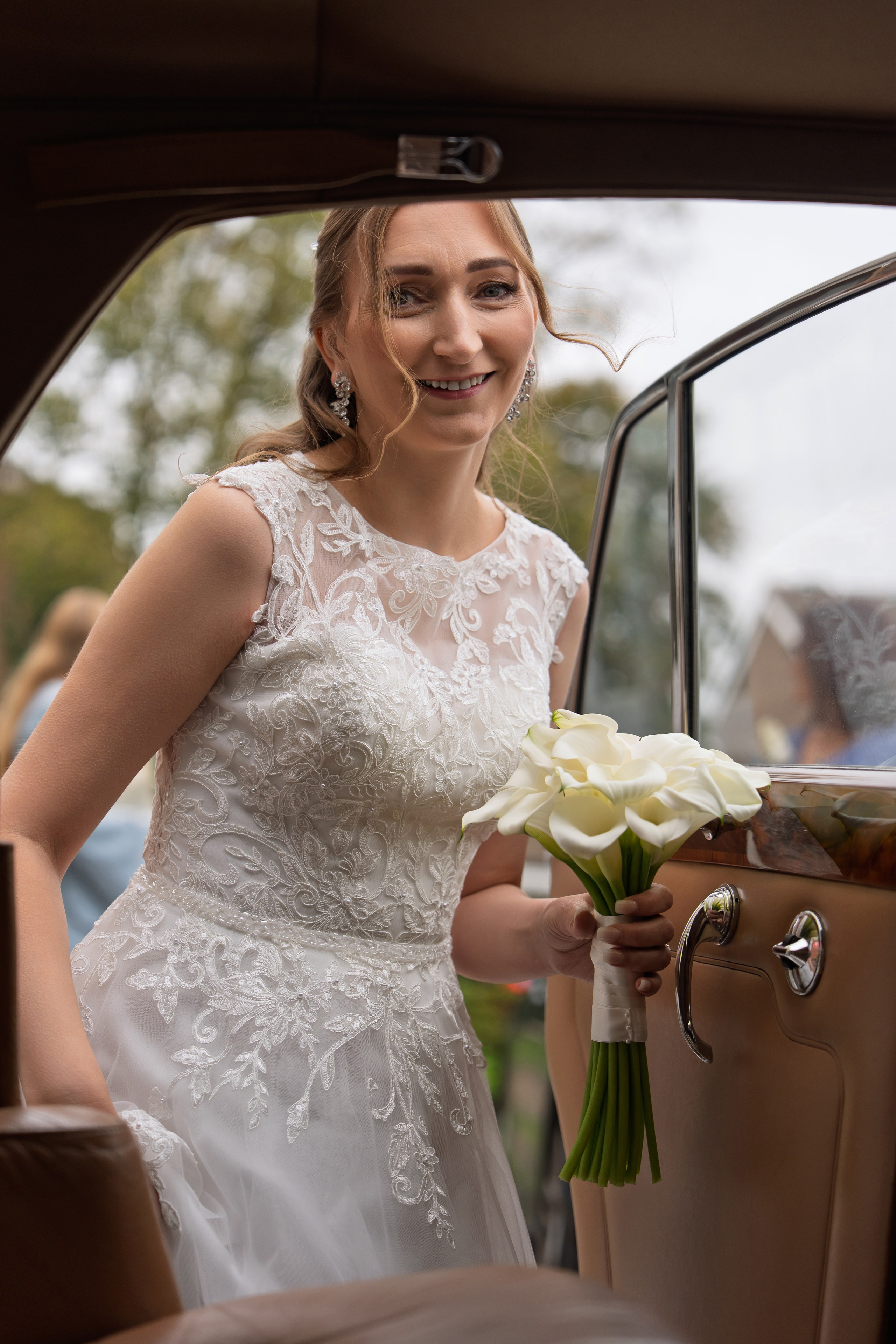 Book a wedding photographer and videographer in London. Wedding photographer in United Kingdom