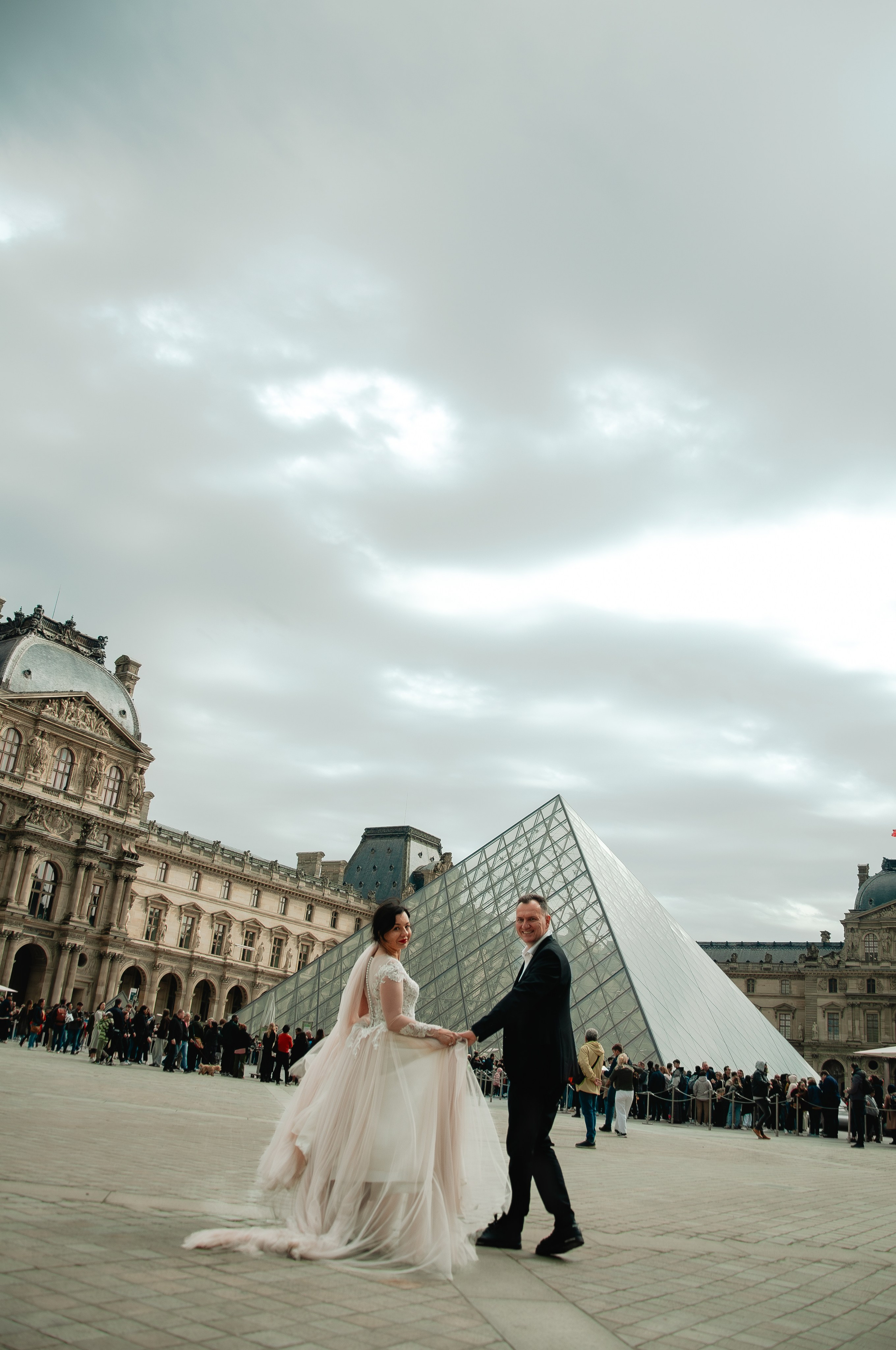 Wedding anniversary photoshoot. Paris photographer — Polina Osipova