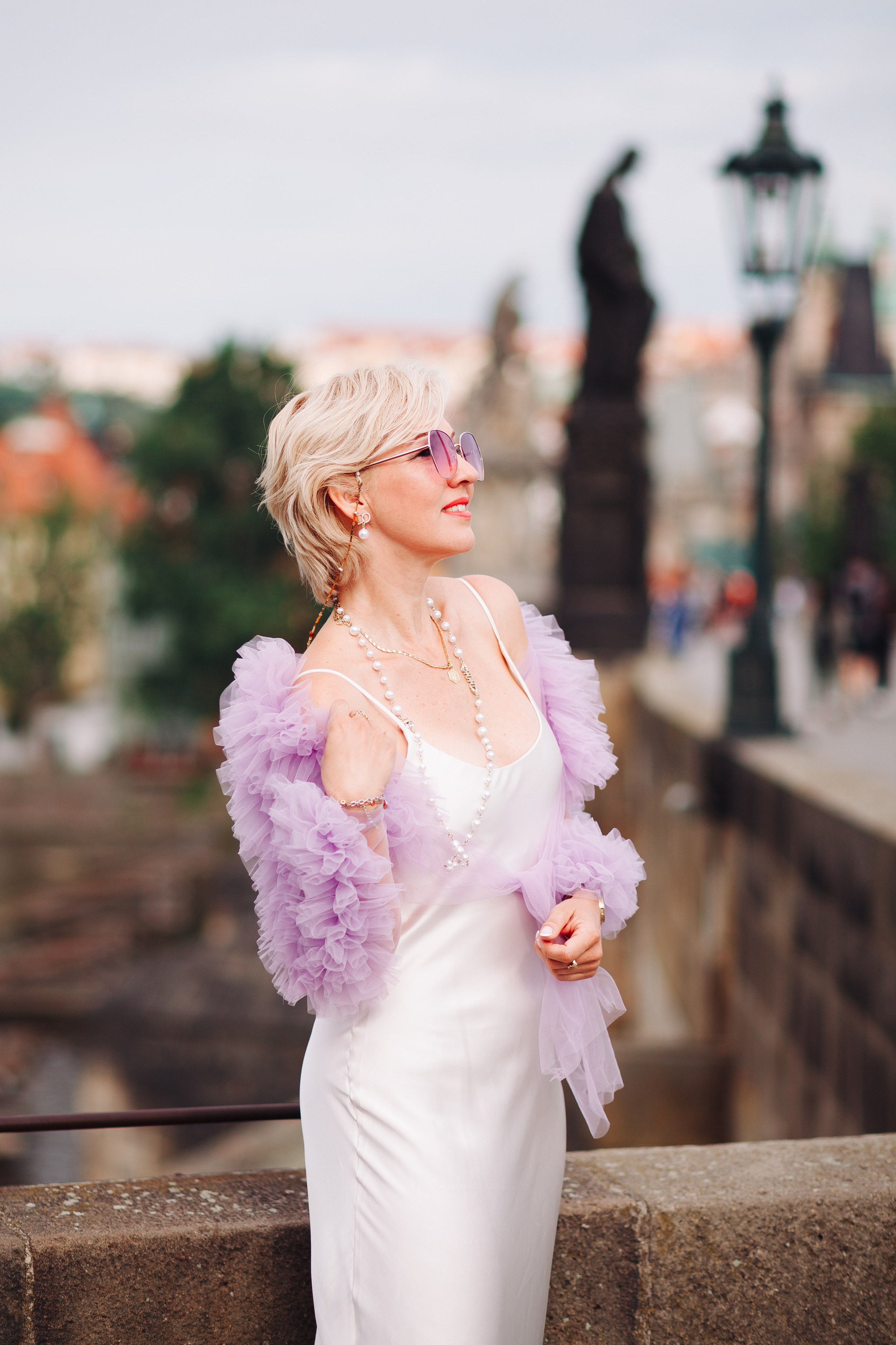 Kate. Photographer in Prague for tourists