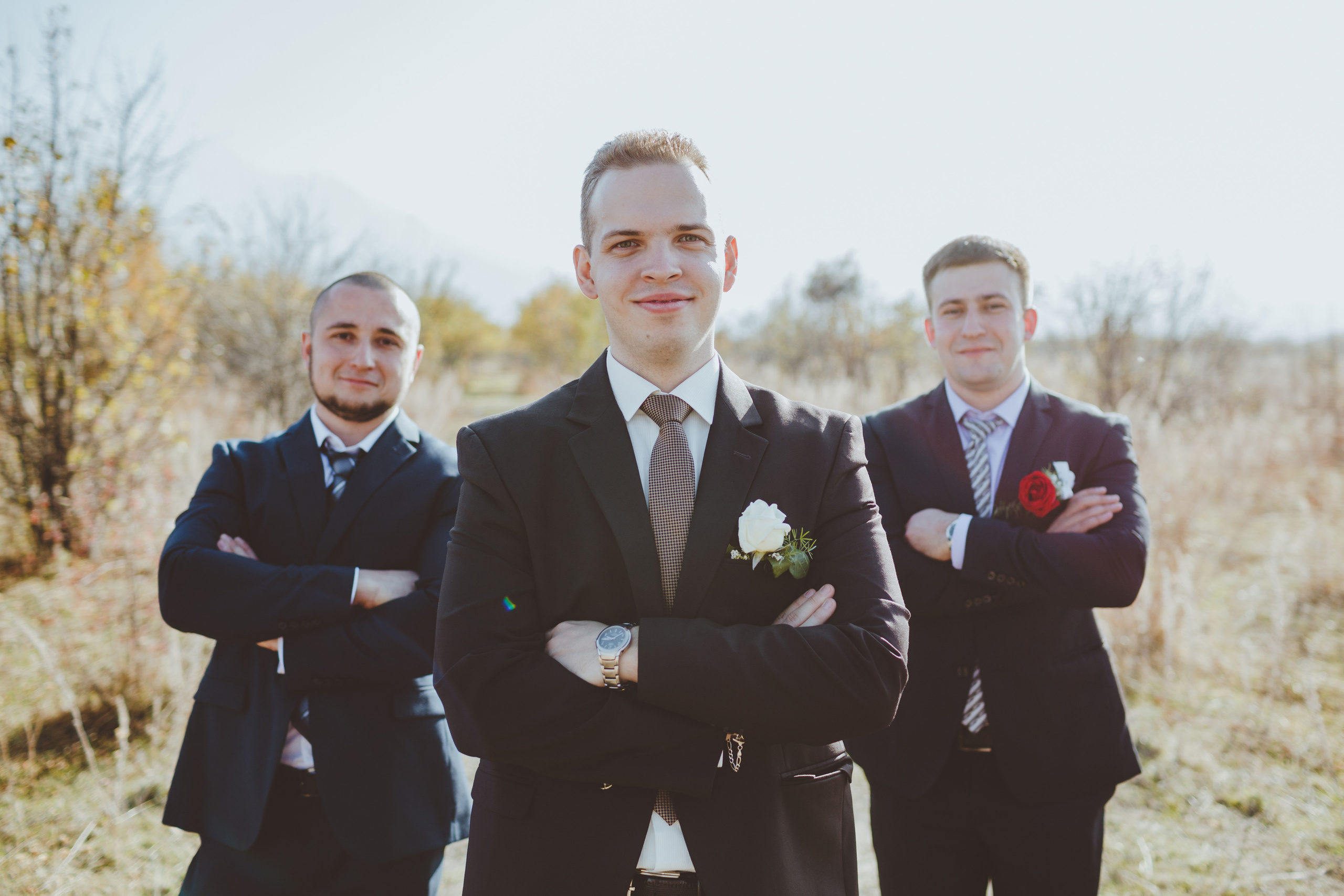 Свадебная фотосессия в яблоневом саду рядом с городом Бишкек. Фотограф в Бишкеке Оксана Шувалова