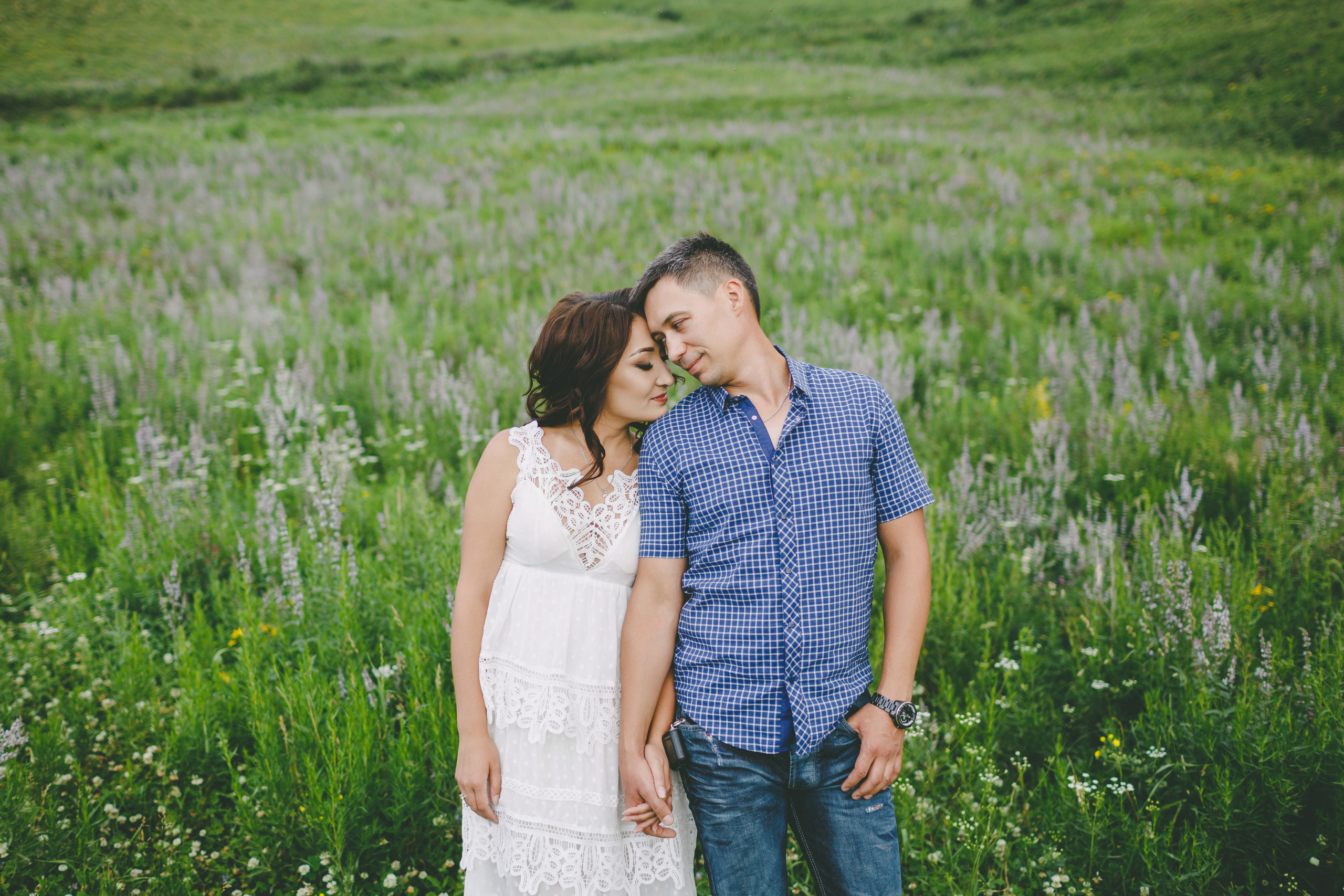 Фотосъемка для двоих в ущелье Чункурчак. Фотограф в Бишкеке Оксана Шувалова