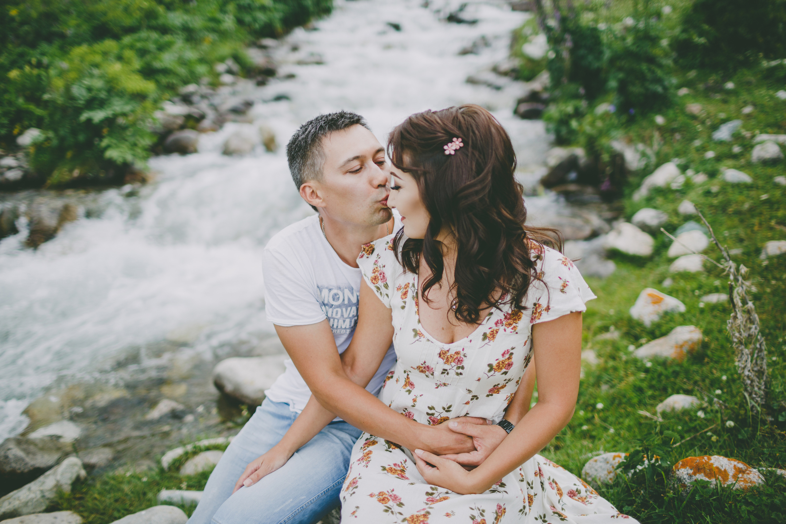 Фотосъемка для двоих в ущелье Чункурчак. Фотограф в Бишкеке Оксана Шувалова