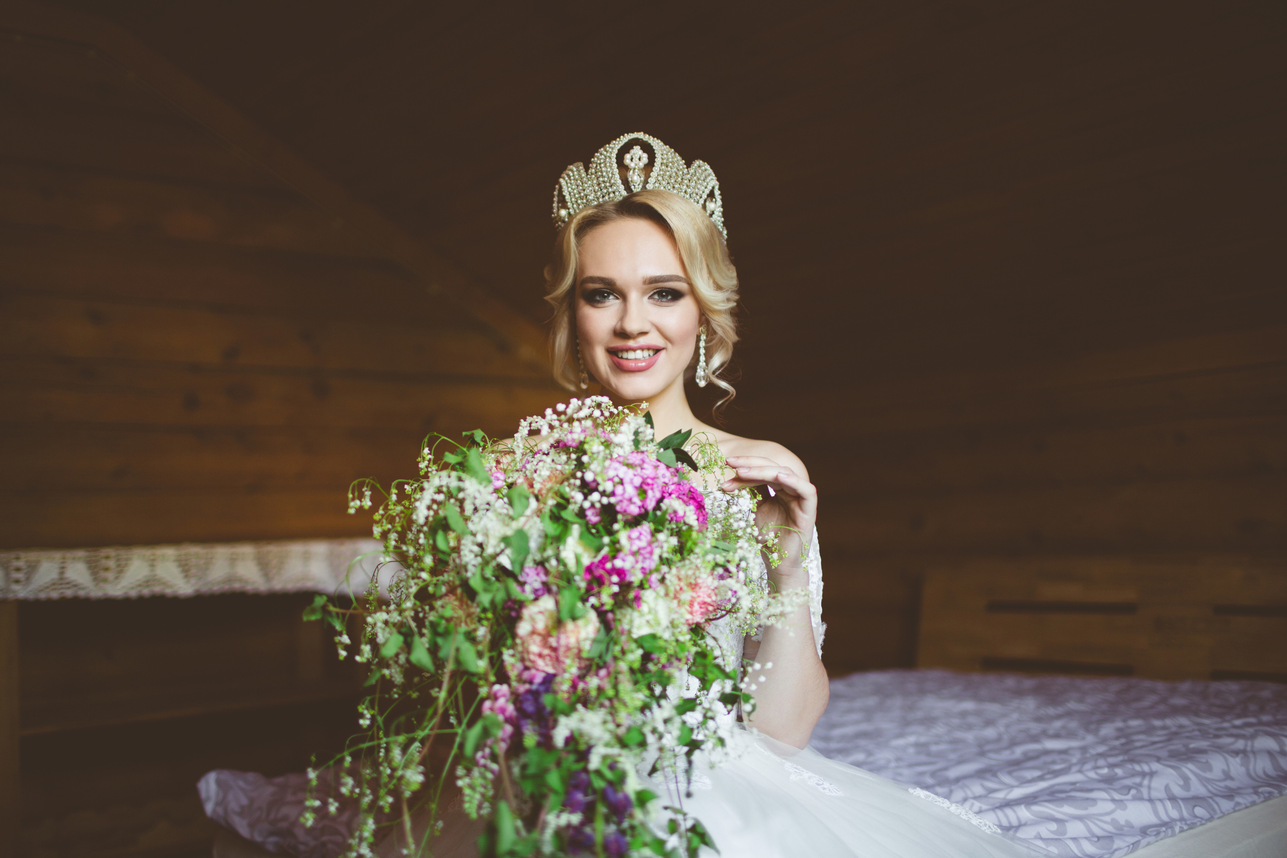 Свадебная фотосессия в усадьбе Орехово. Фотограф в Бишкеке Оксана Шувалова