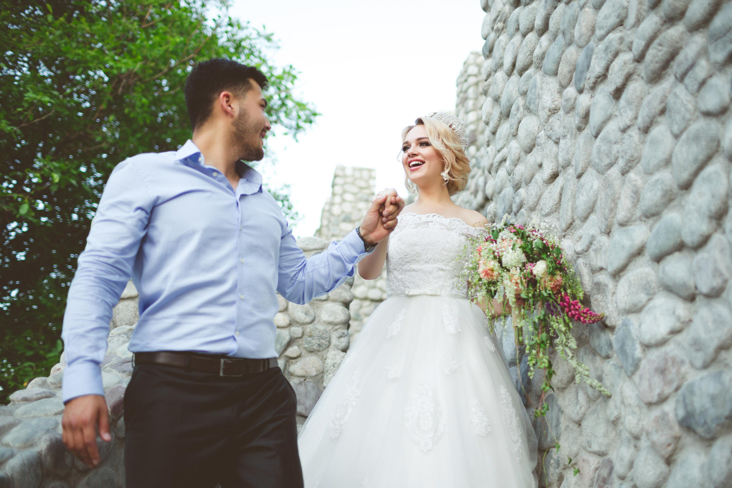 Свадебная фотосессия в усадьбе Орехово. Фотограф в Бишкеке Оксана Шувалова