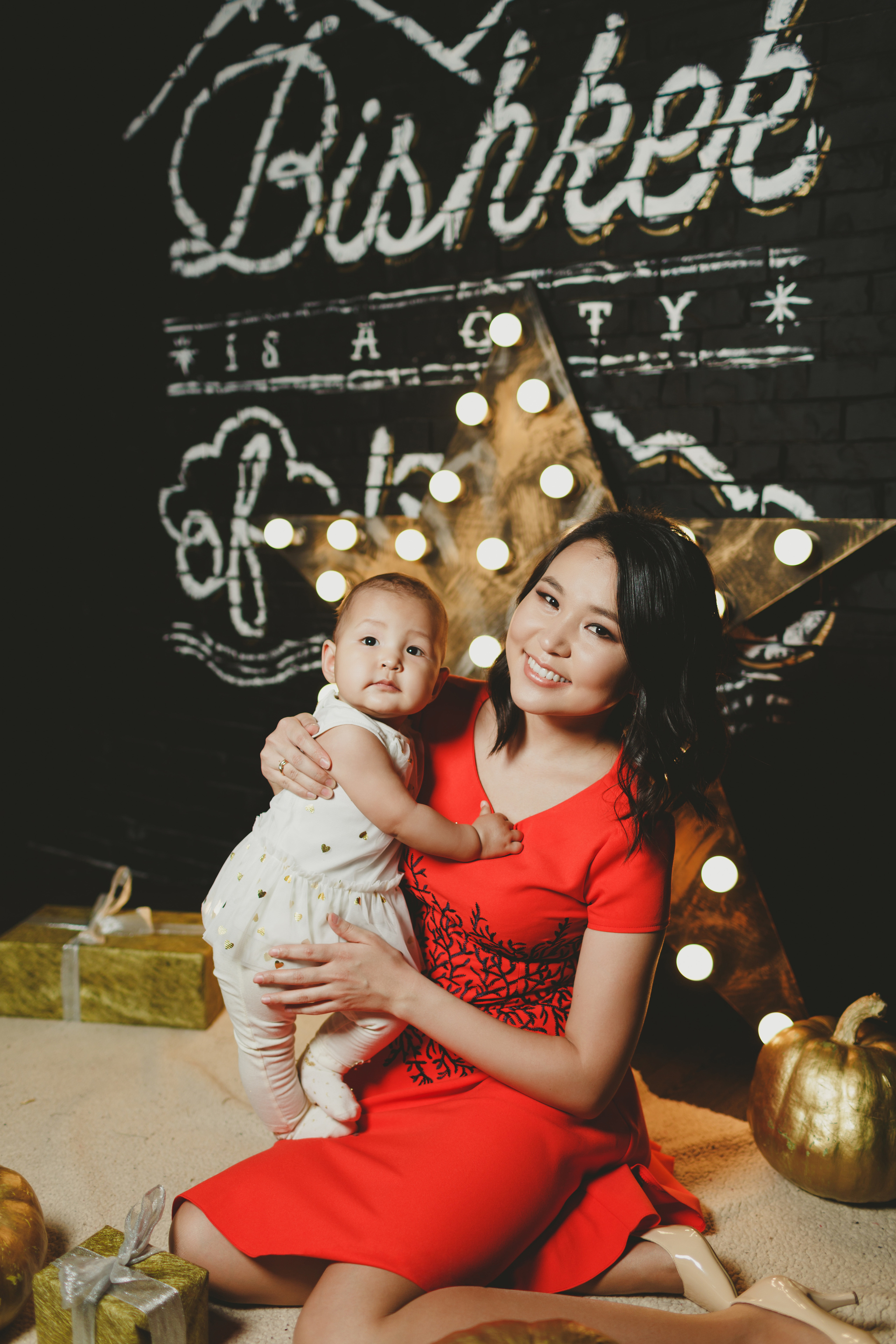 Семейная фотосессия в Family Studio. Бишкек. Фотограф в Бишкеке Оксана Шувалова