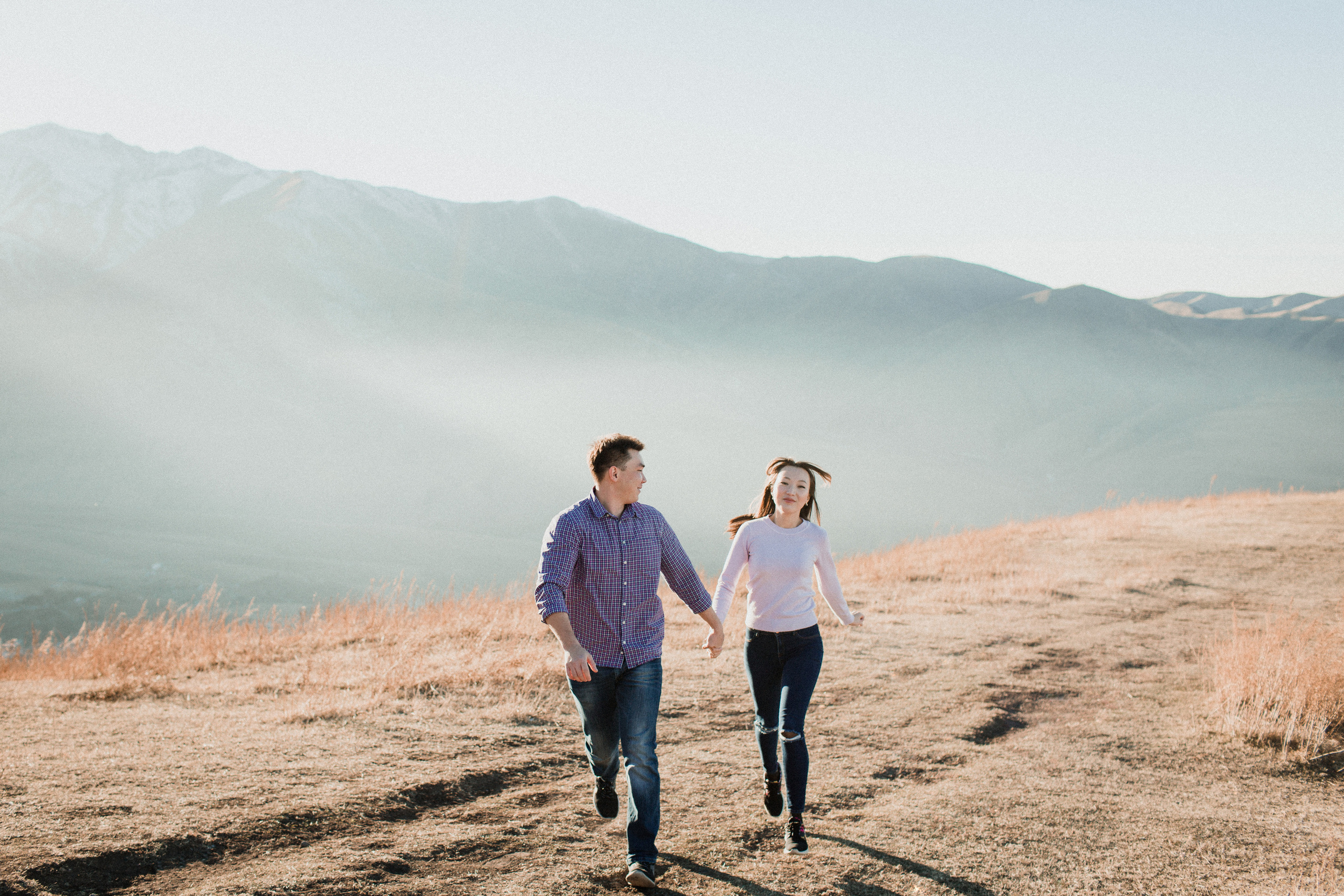 Фотосессия для двоих в ущелье Чункурчак. Фотограф в Бишкеке Оксана Шувалова