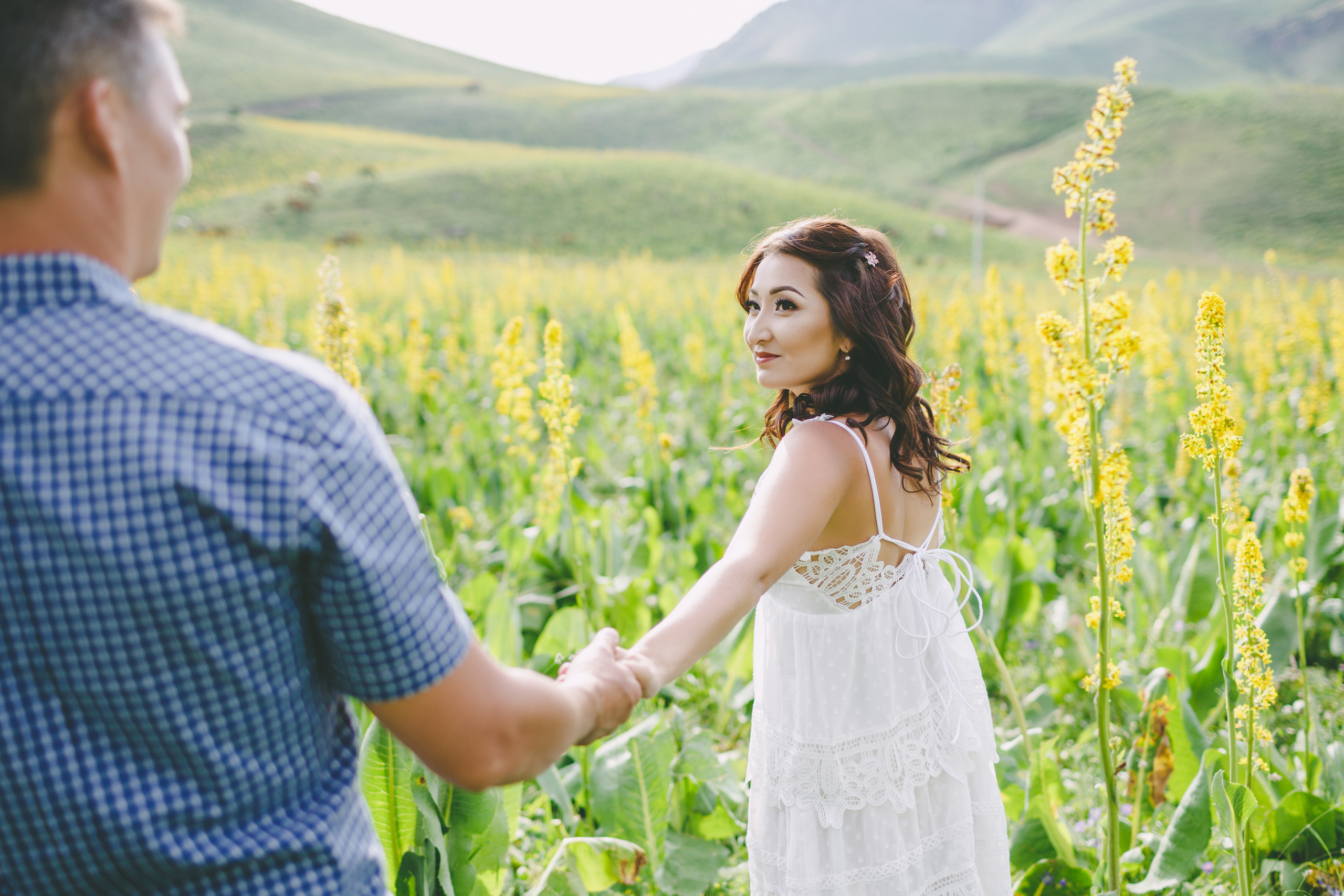 Фотосъемка для двоих в ущелье Чункурчак. Фотограф в Бишкеке Оксана Шувалова