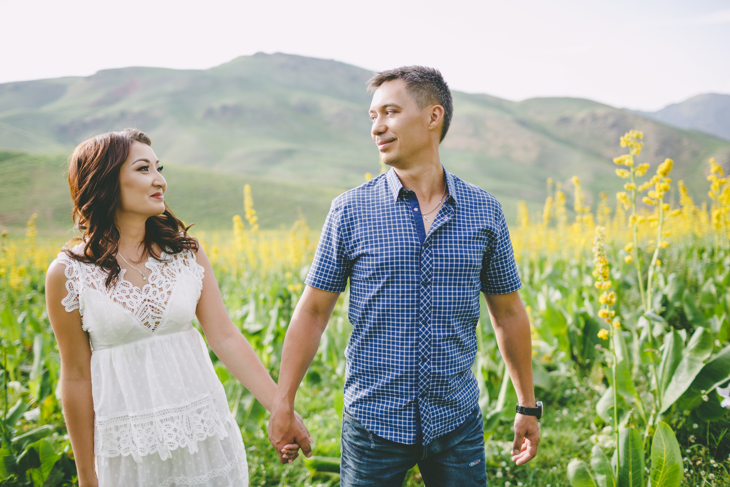 Фотосъемка для двоих в ущелье Чункурчак. Фотограф в Бишкеке Оксана Шувалова