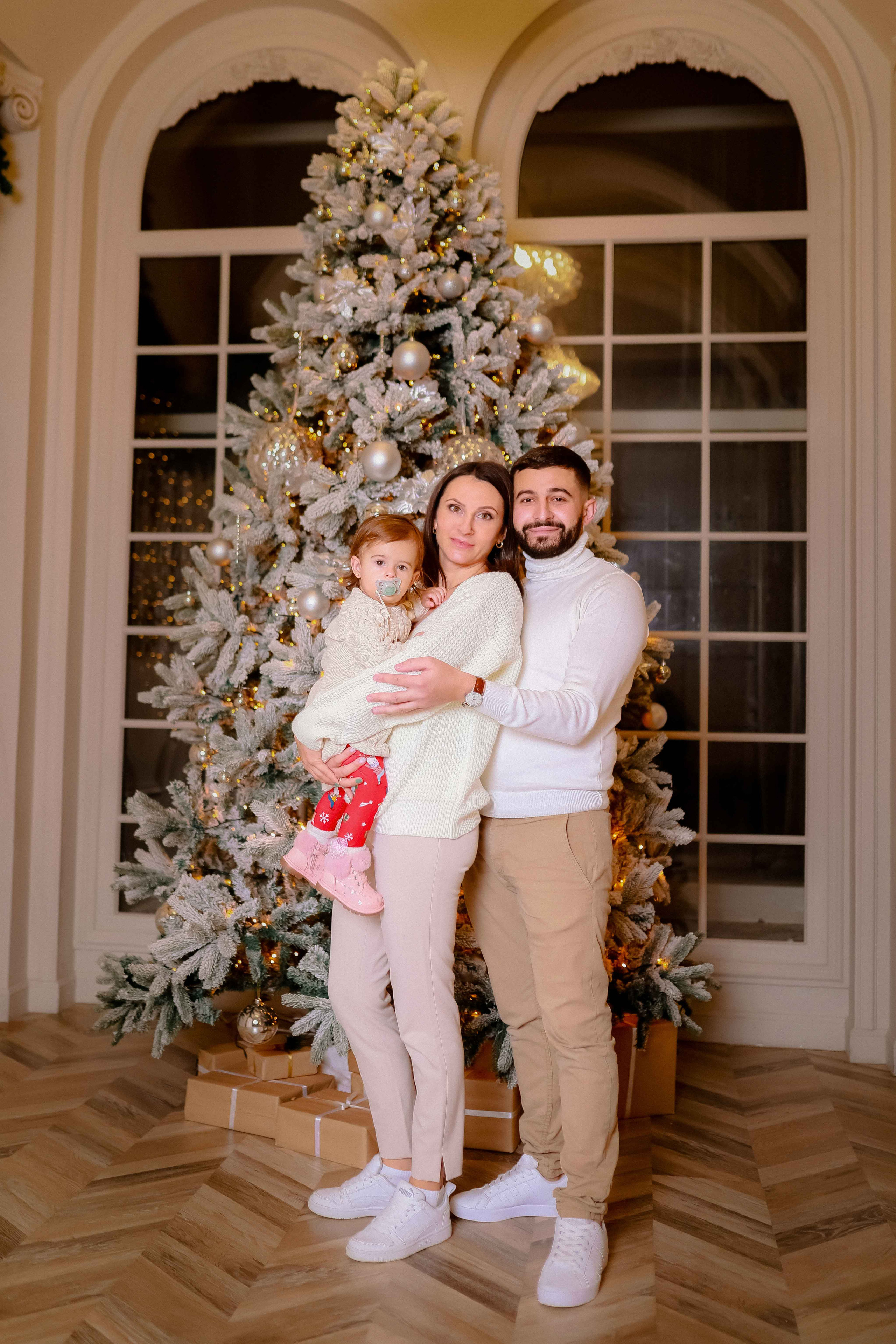 Petru & Doina. Photographer in Dublin, Pavel