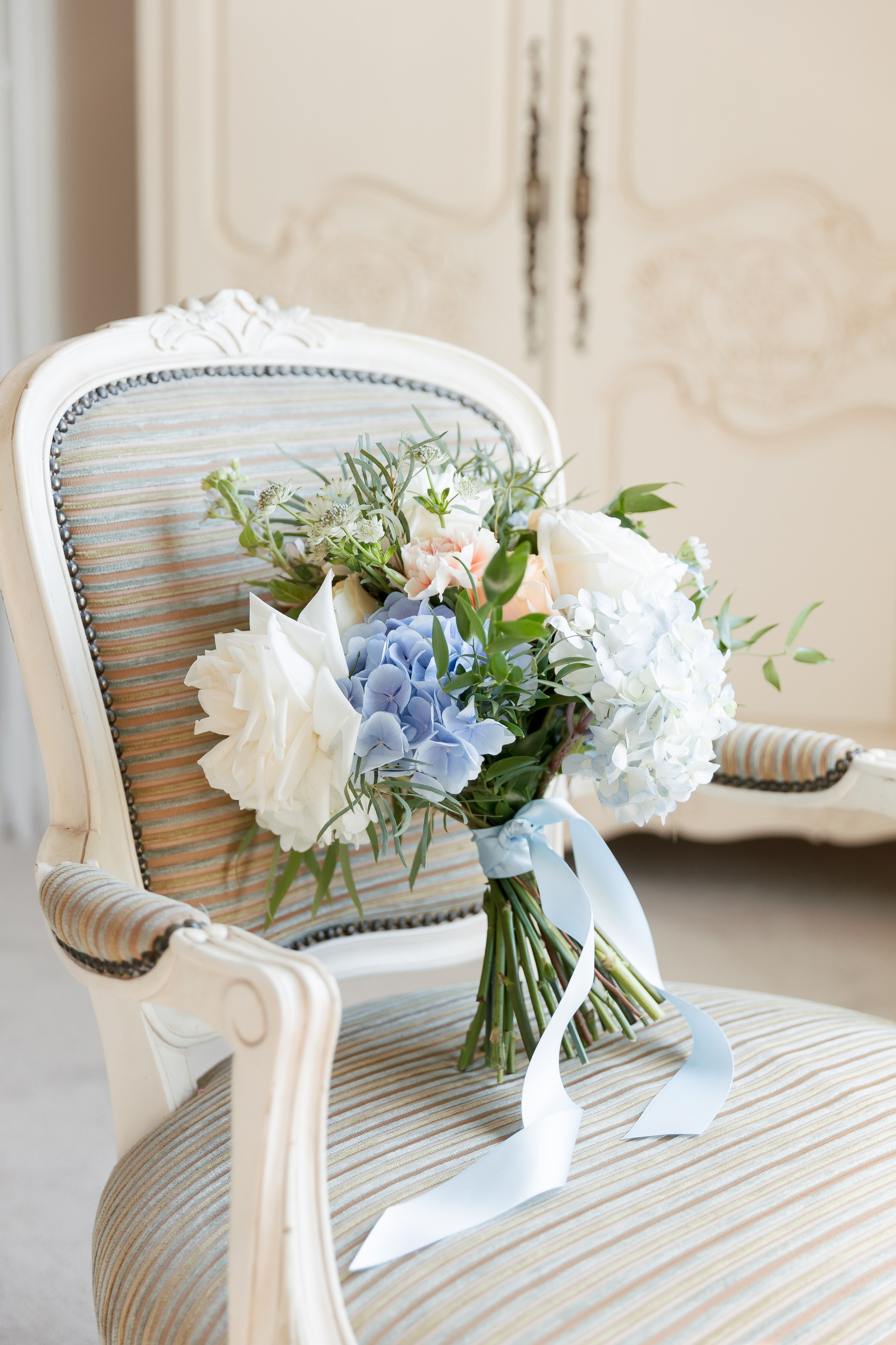 Regal Romance | Editorial Photoshoot at Gosfield Hall, London Estat. YES I DO PRODUCTION — Wedding photography&videography