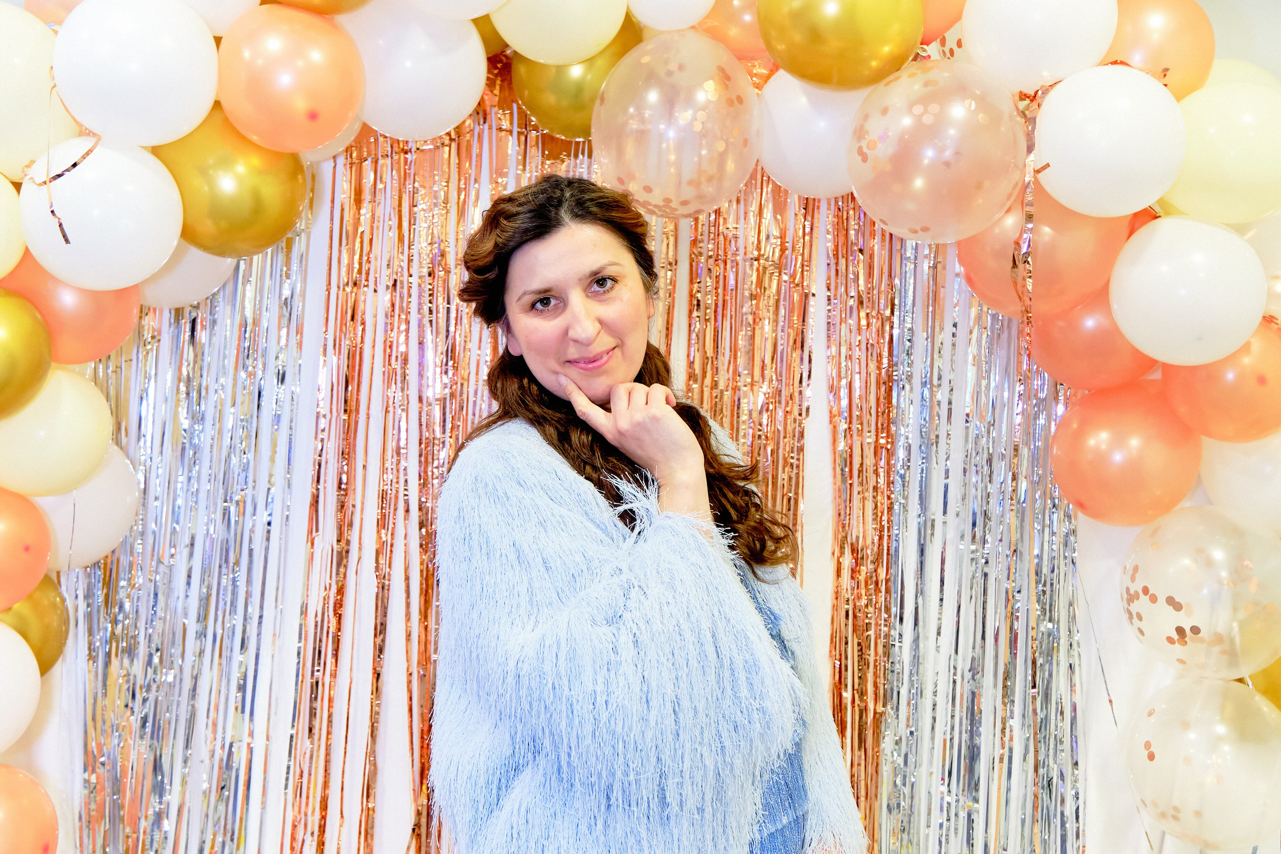 Фоторепортаж з благодійного Новорічного балу у Чорногорії. Портретний фотограф Альона Новгородцева