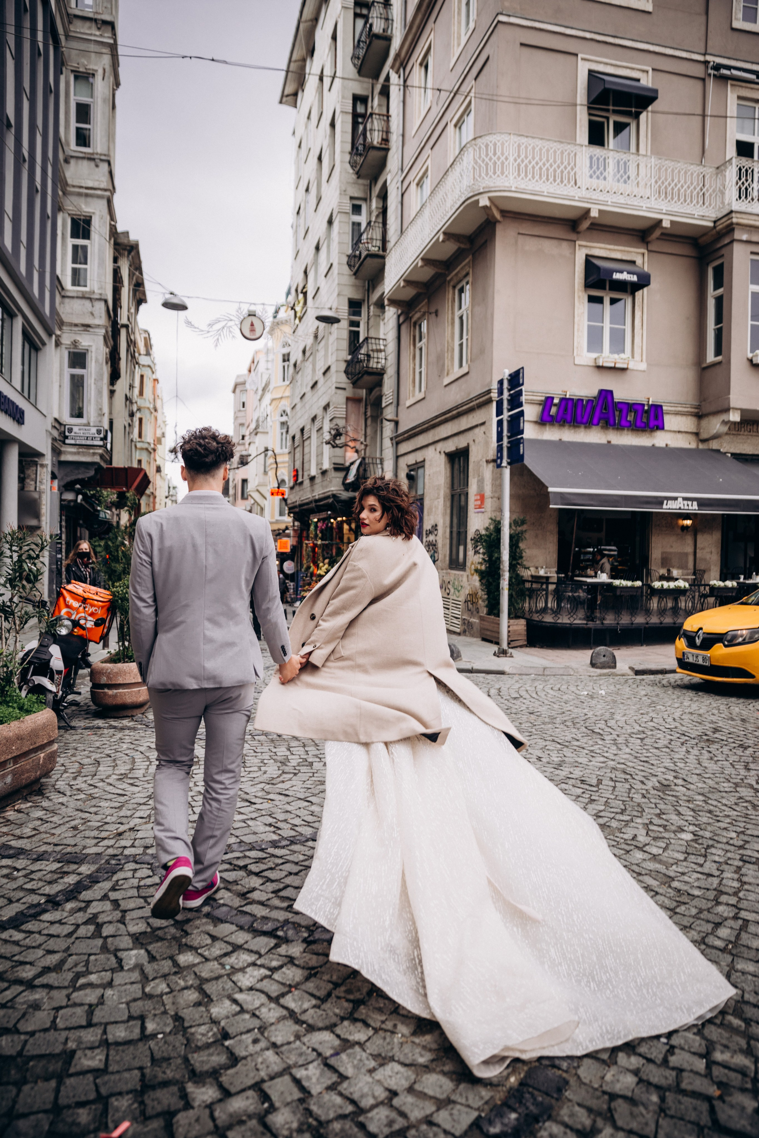 Wedding video Nürnberg – authentic storytelling in Bavarian streets.