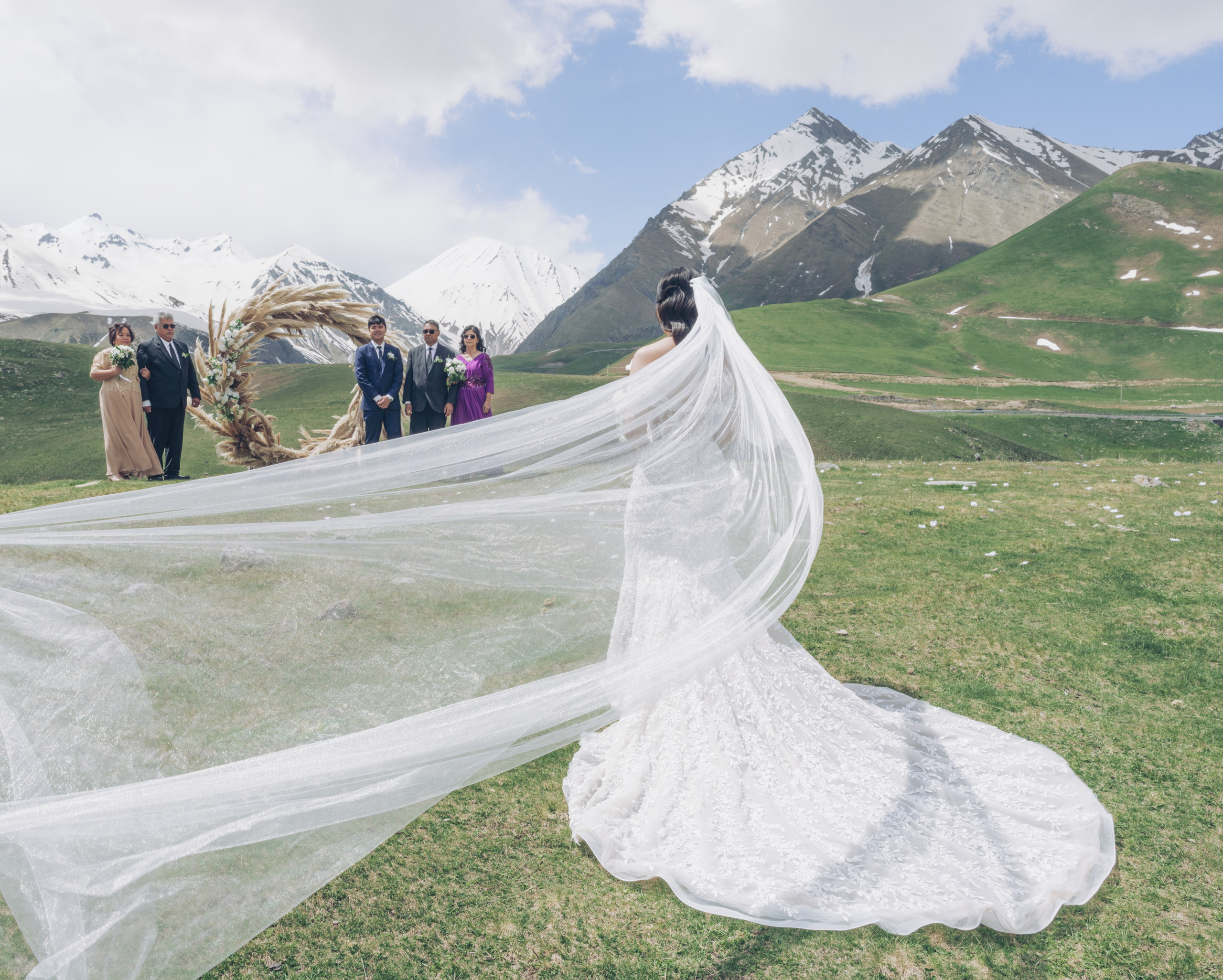 Wedding gudauri. Create your own history with Pierre Studio