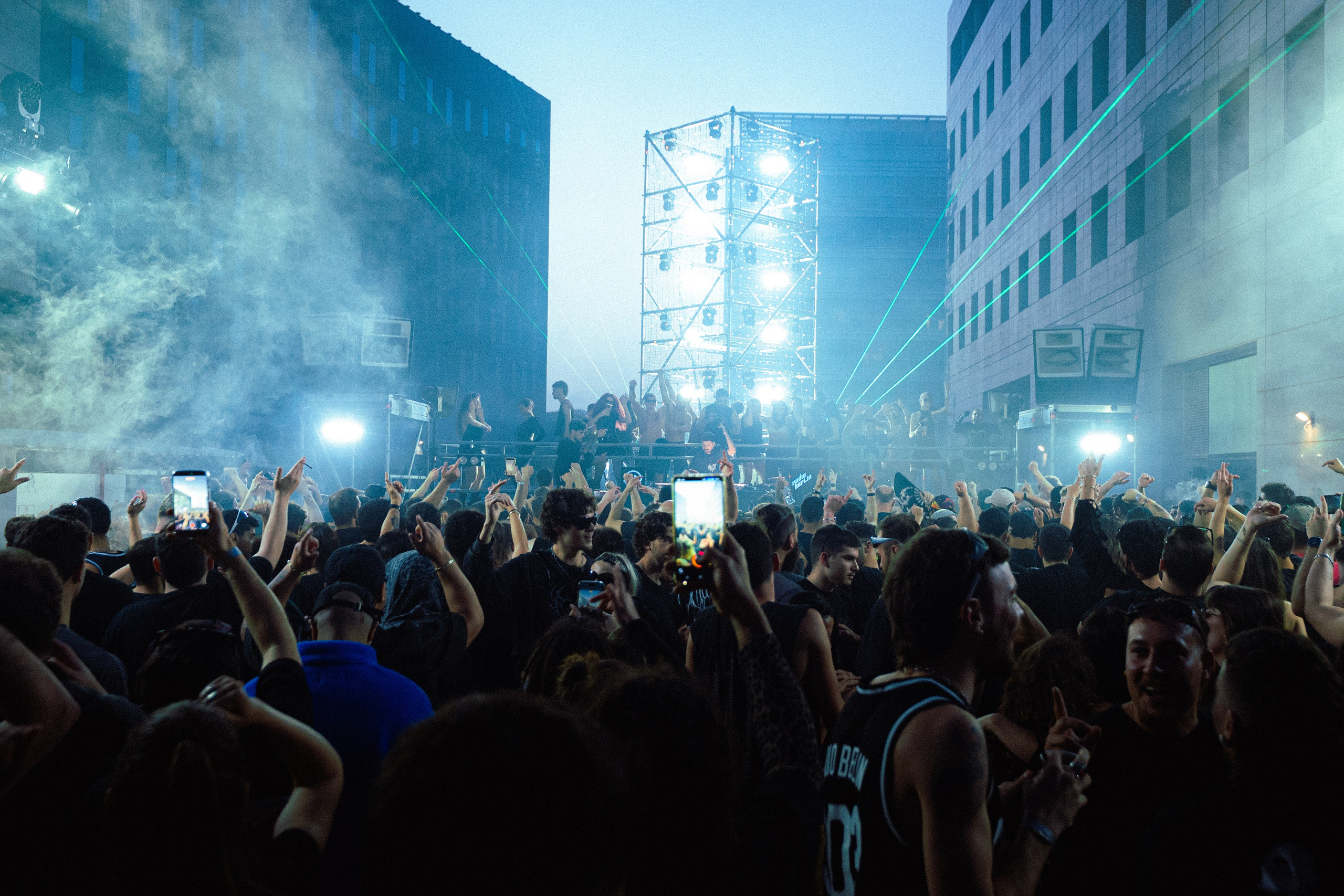 Raves. Shay Rod Visuals