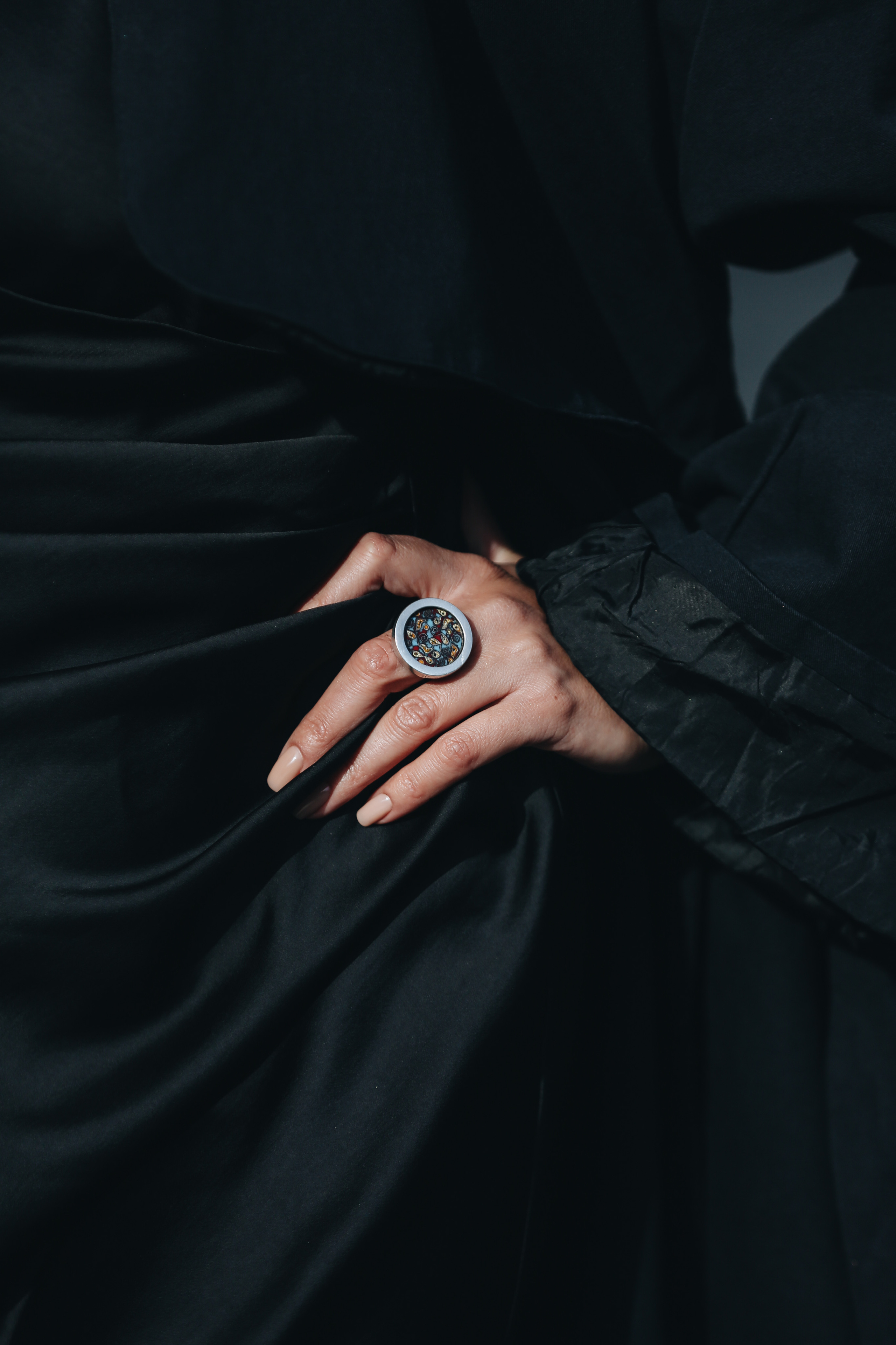 Details. Anastasia Fedoseeva / The Street Pie — streetstyle photographer