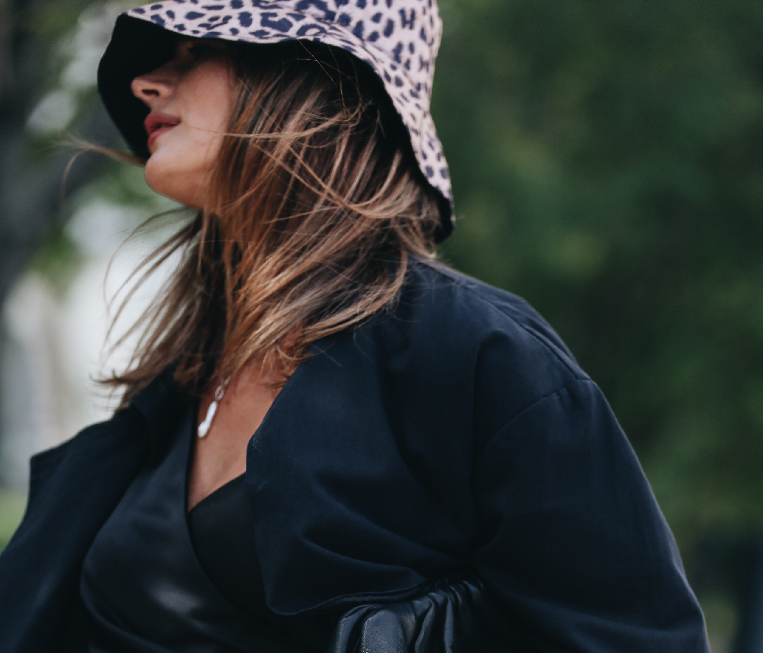 Details. Anastasia Fedoseeva / The Street Pie — streetstyle photographer