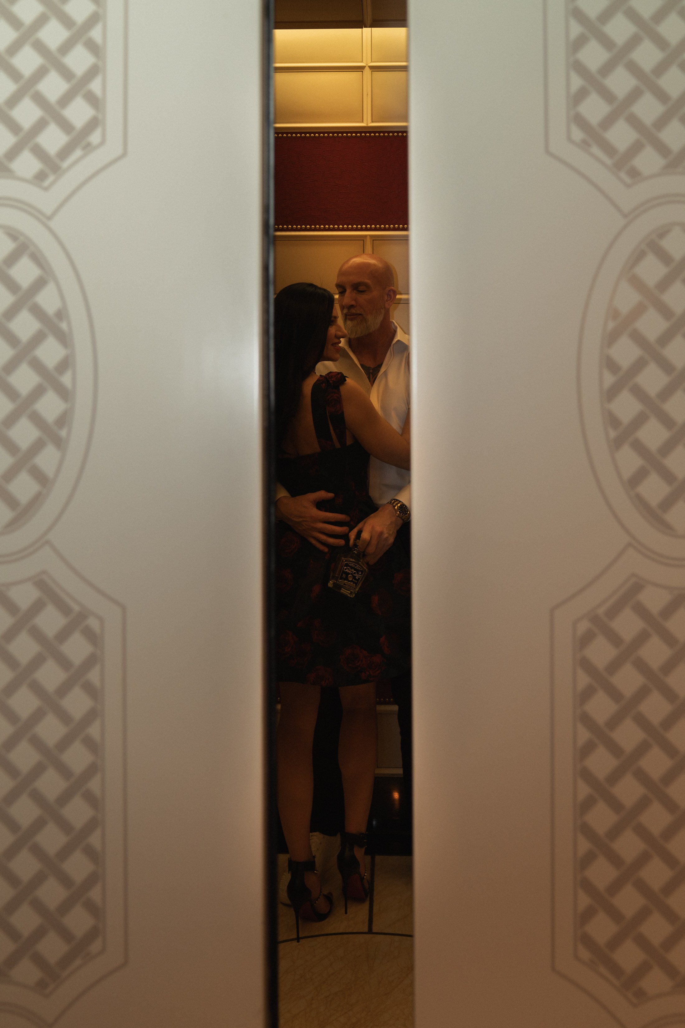 Zanete&Ben. Wedding & elopement photographer Viktoriya Kravtsov. Las Vegas