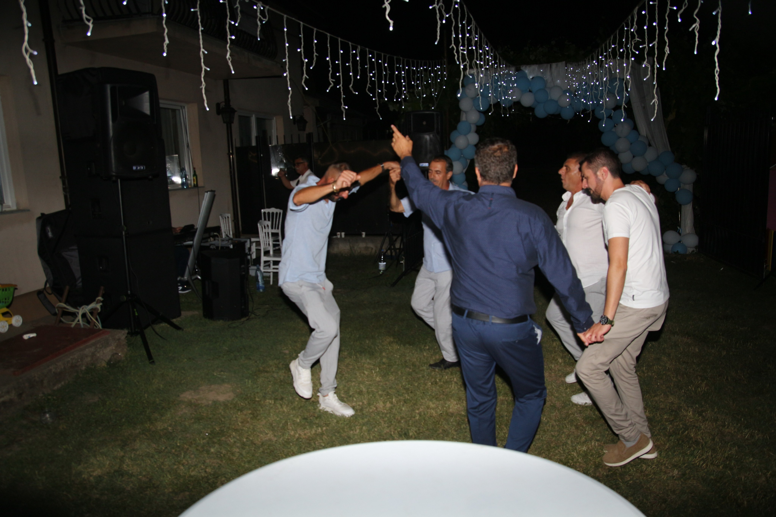 BYZO MEDIA. PETRU BYZO - family and children photographer in ROMANIA