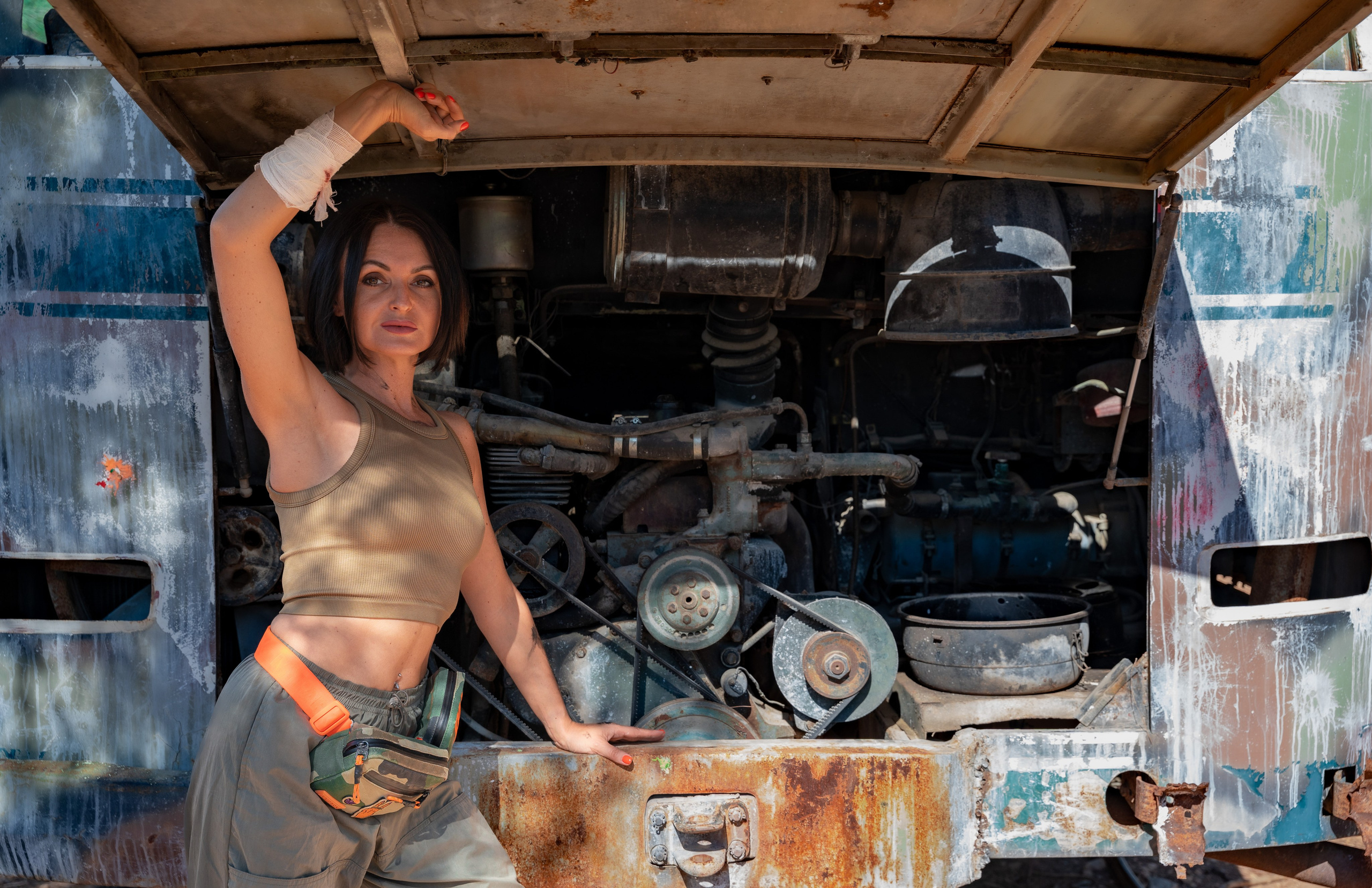 FALLOUT. UNRATED PHOTO