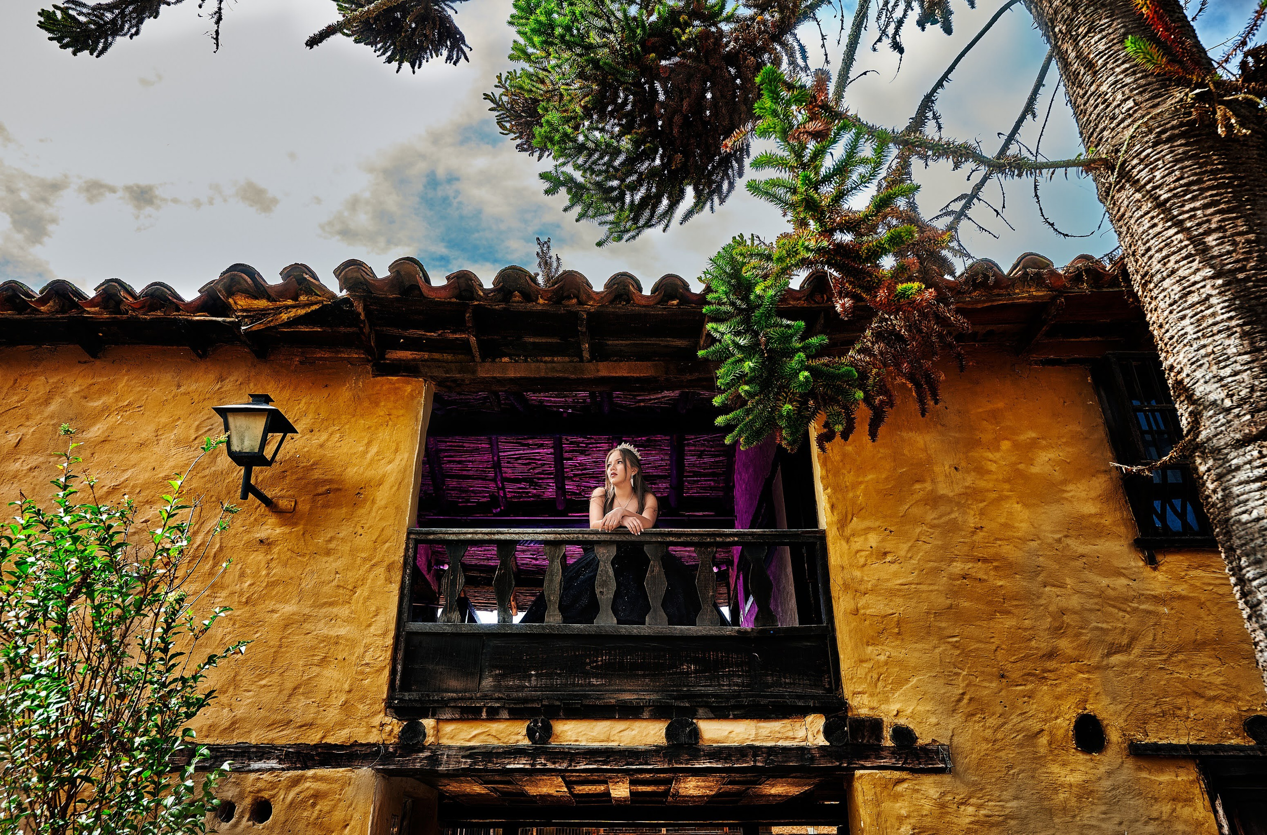 Mis 15 | Sesiones de Fotografía Modernas. Wedding Photography & Videography by ZZ Hendrick | Capturing Your Love Story in Colombia & USA