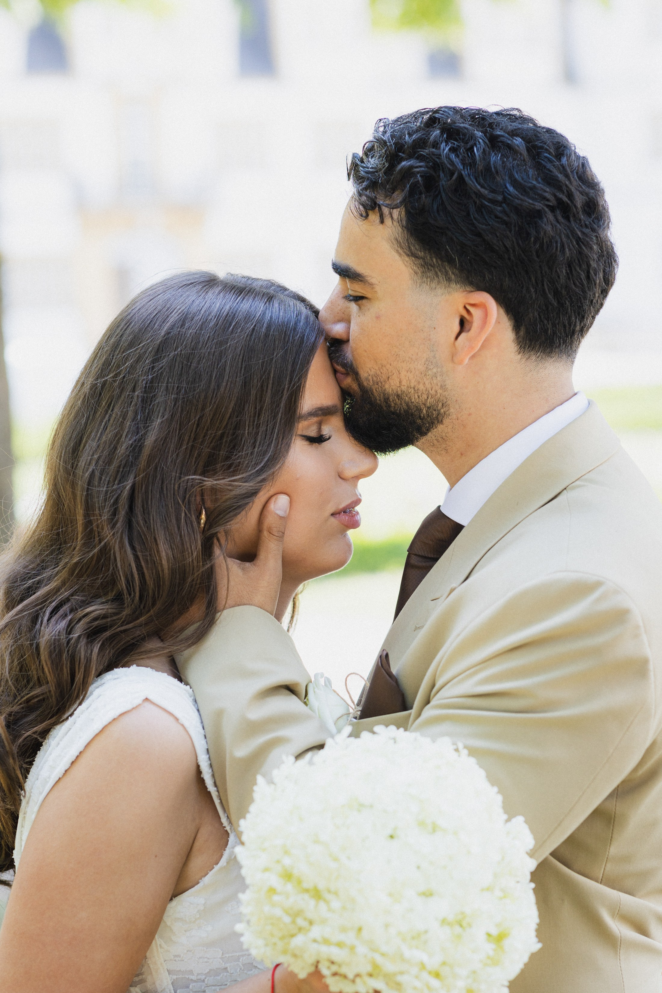 Hochzeit in Essen im Sommer – Natürliche Hochzeitsfotos & Emotionale Reportagen!. Hochzeitsfotografin in Gütersloh | Authentische Hochzeitsreportagen | TK Photographie