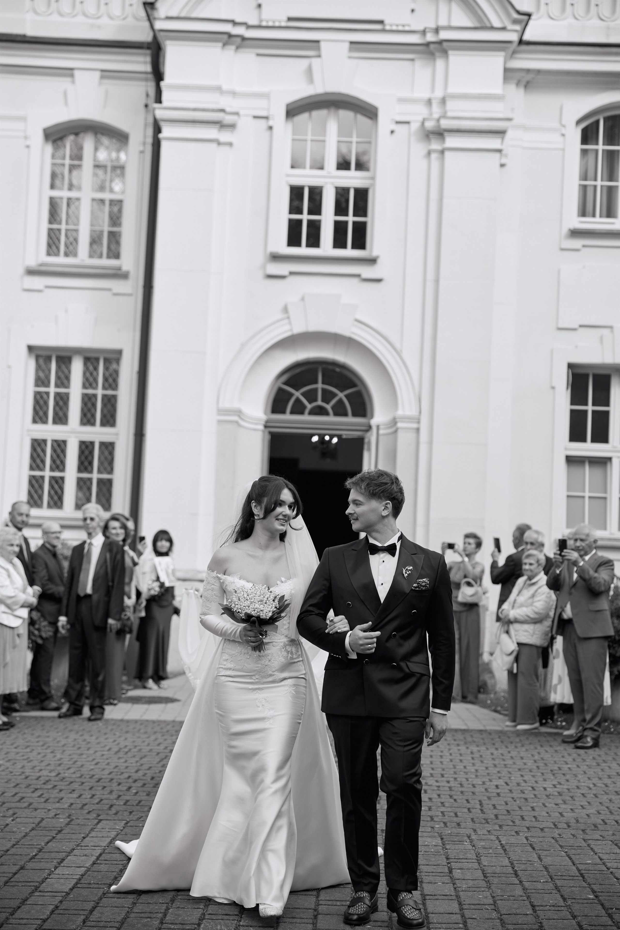Wiktoria & Kacper. Pałac Goetz. Fotograf ślubny i rodzinny w Krakowie Yana Klymova