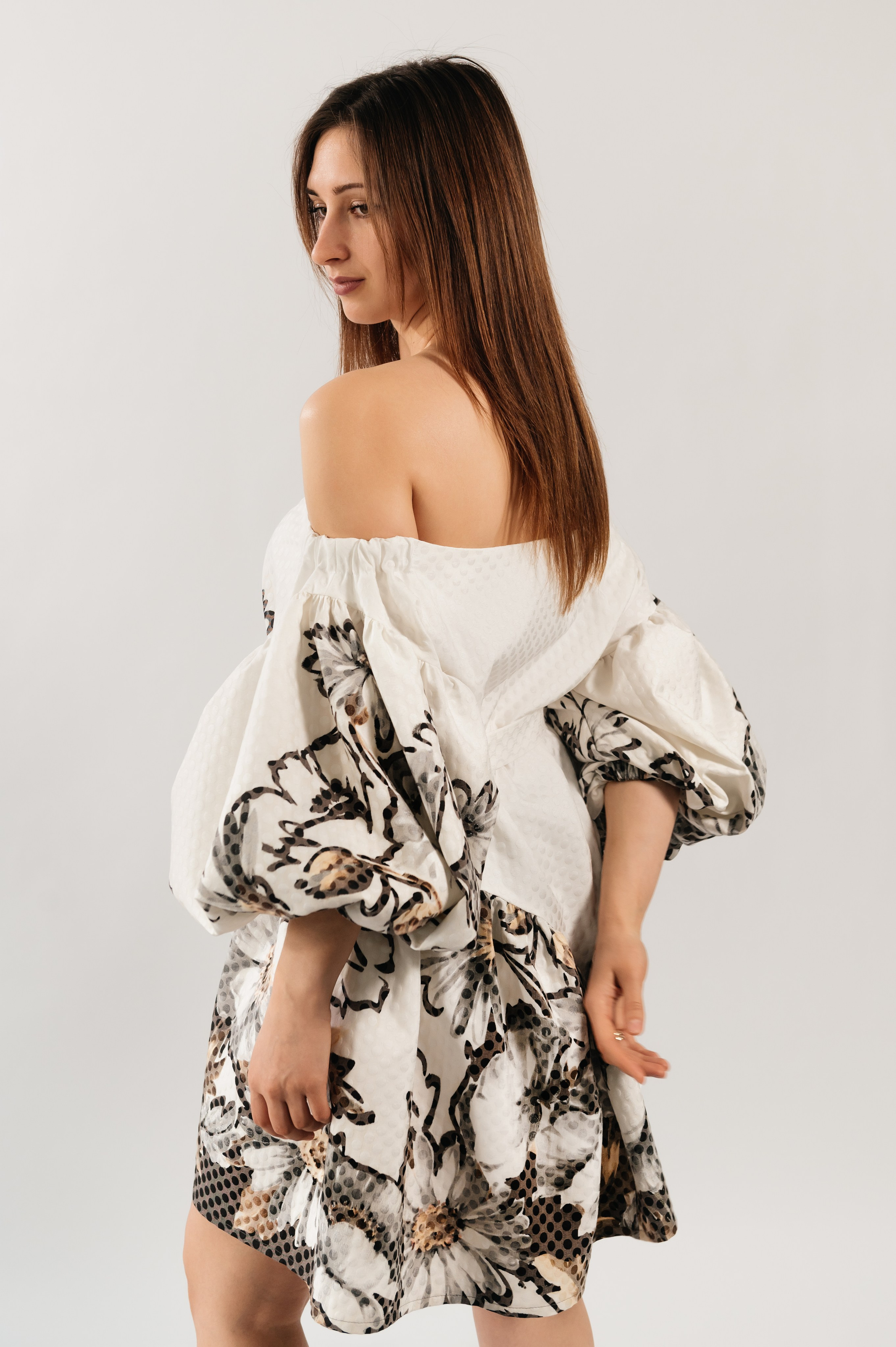 Rochie. Designer vestimentar: elaborarea, proiectarea și confectionare…