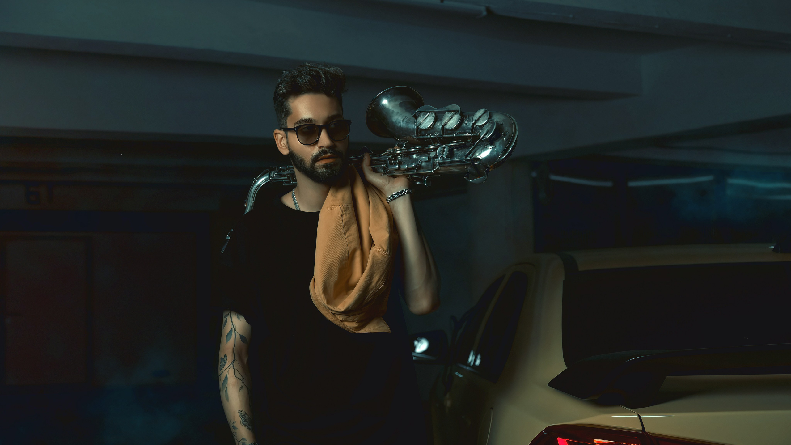 Alex. Nifty photography — коммерческий и портретный фотограф в Ташкенте. Студийная и выездная съёмка