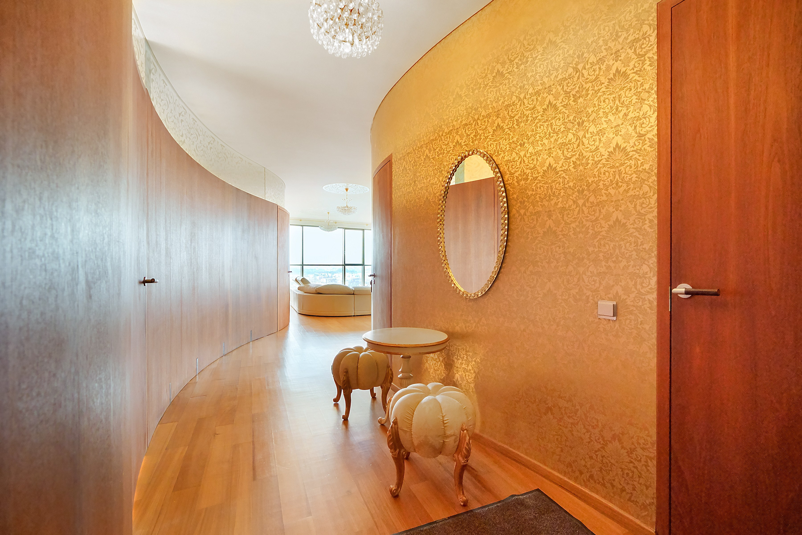 Savanoriu g. 1. Elina Sapiega fotografė Vilniuje