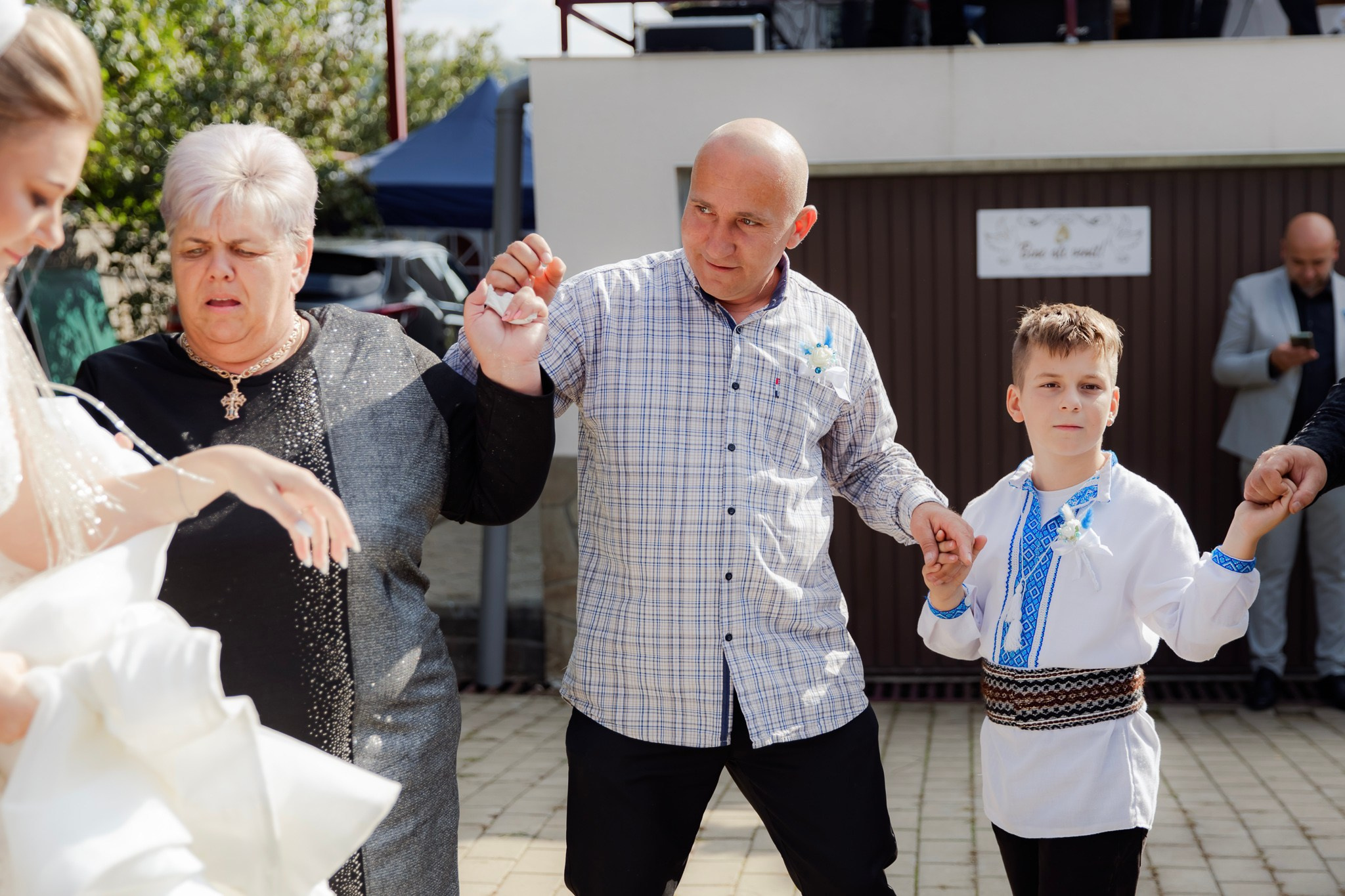 Mihai & Oana. Servicii foto-video profesionale, pentru momente de neuitat