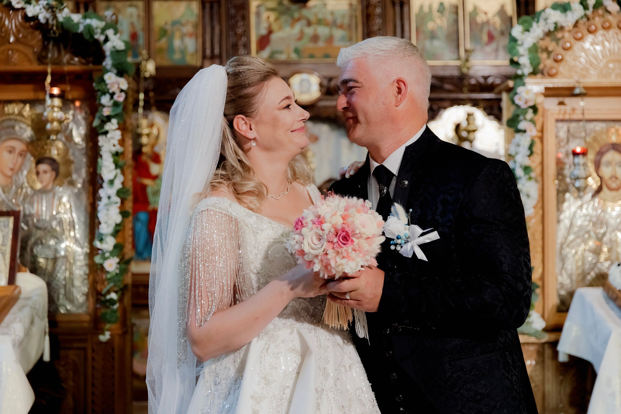 Mihai & Oana. Servicii foto-video profesionale, pentru momente de neuitat