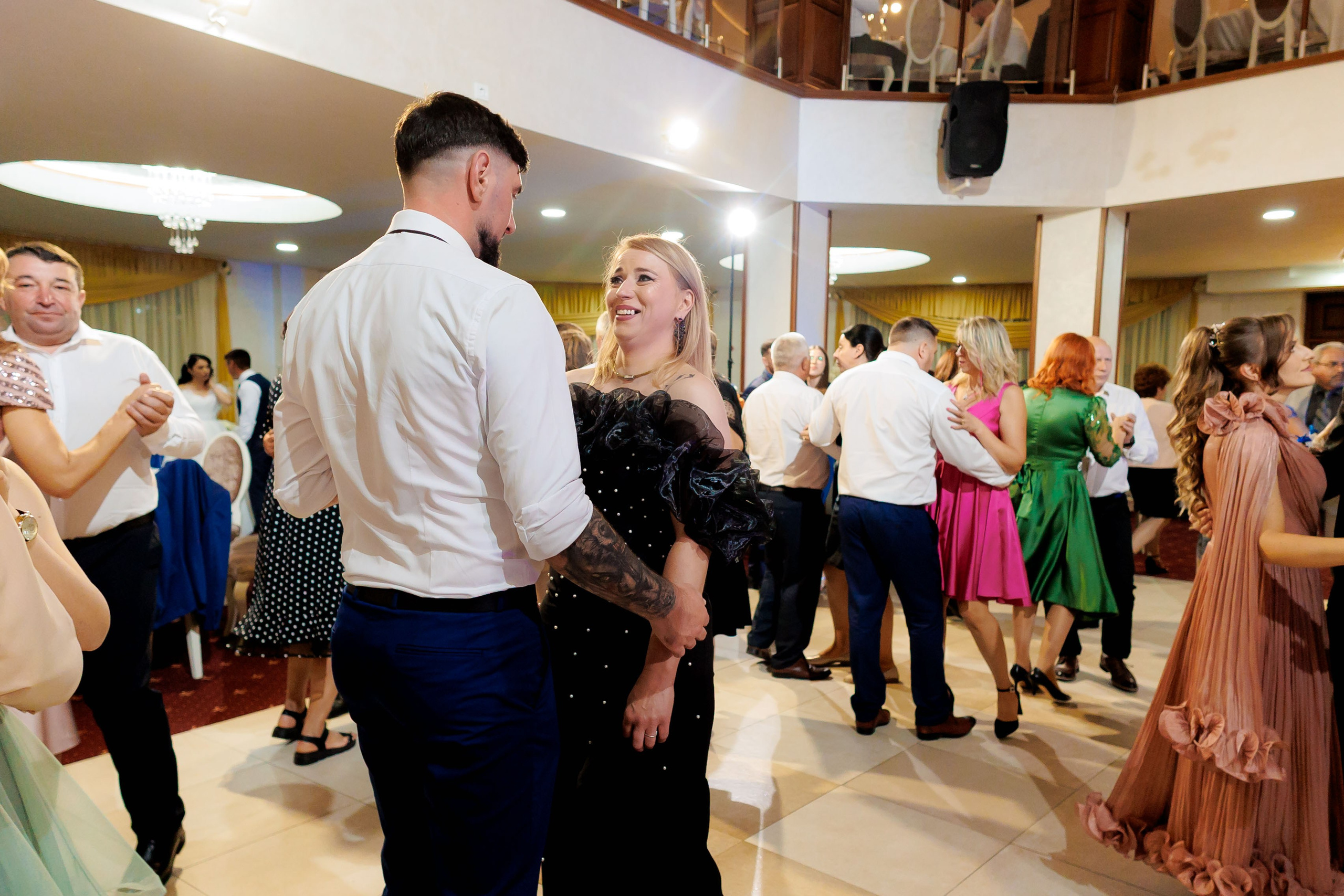 Loredana & Emilian – Ziua Nunții | Videografie - fotografie Botez Suceava, Iași, Botoșani. Servicii foto-video profesionale, pentru momente de neuitat