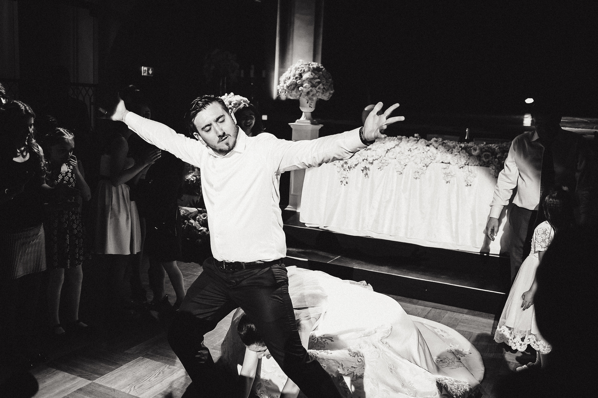 Hochzeitsfotograf aus Düsseldorf. Ted Estos | Fotograf | Düsseldorf · NRW