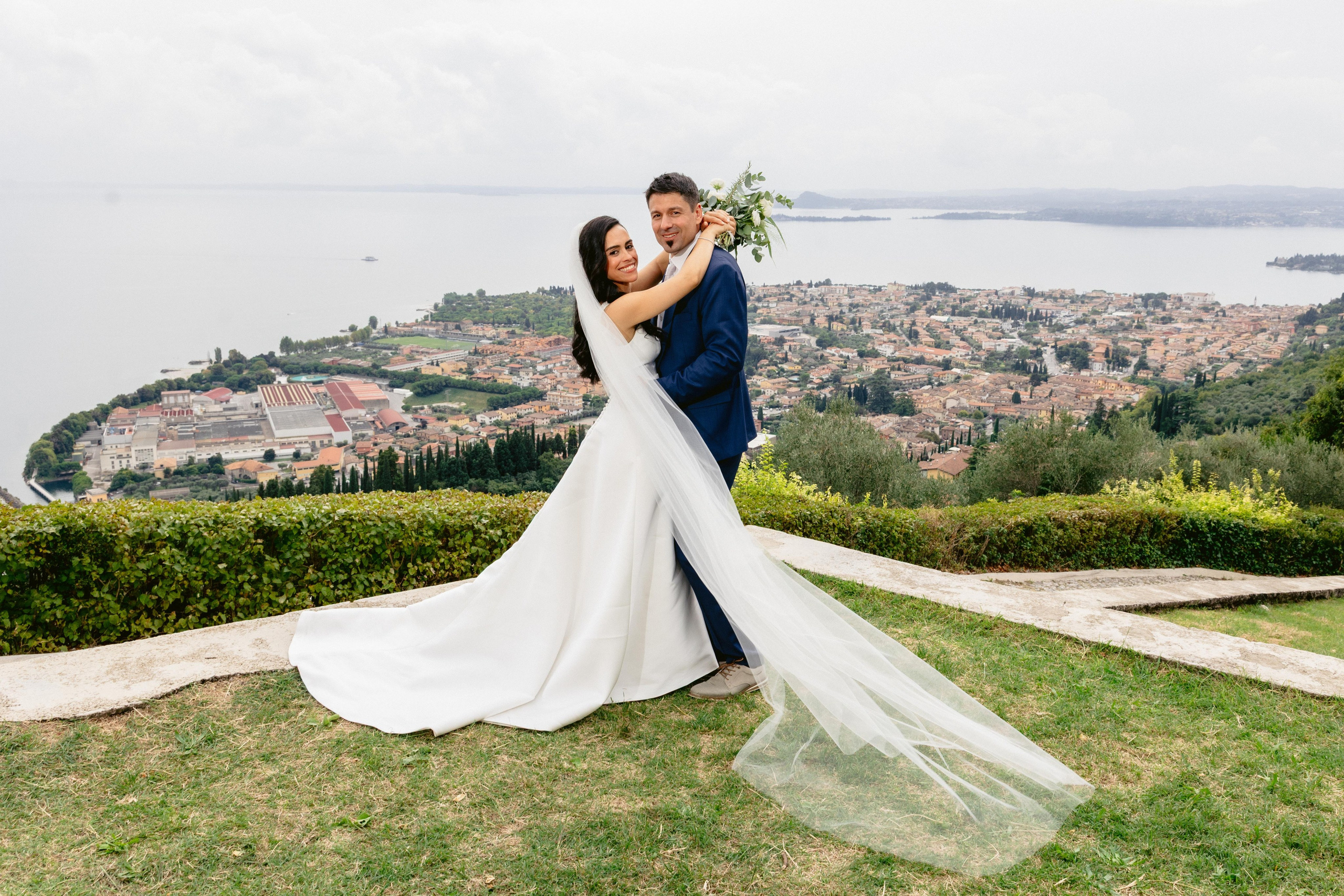 Wedding Lake Garda | Hotel Ville Montefiori. Hochzeitsfotograf Deutschland & Destination Weddings | Moderne Hochzeitsfotografie