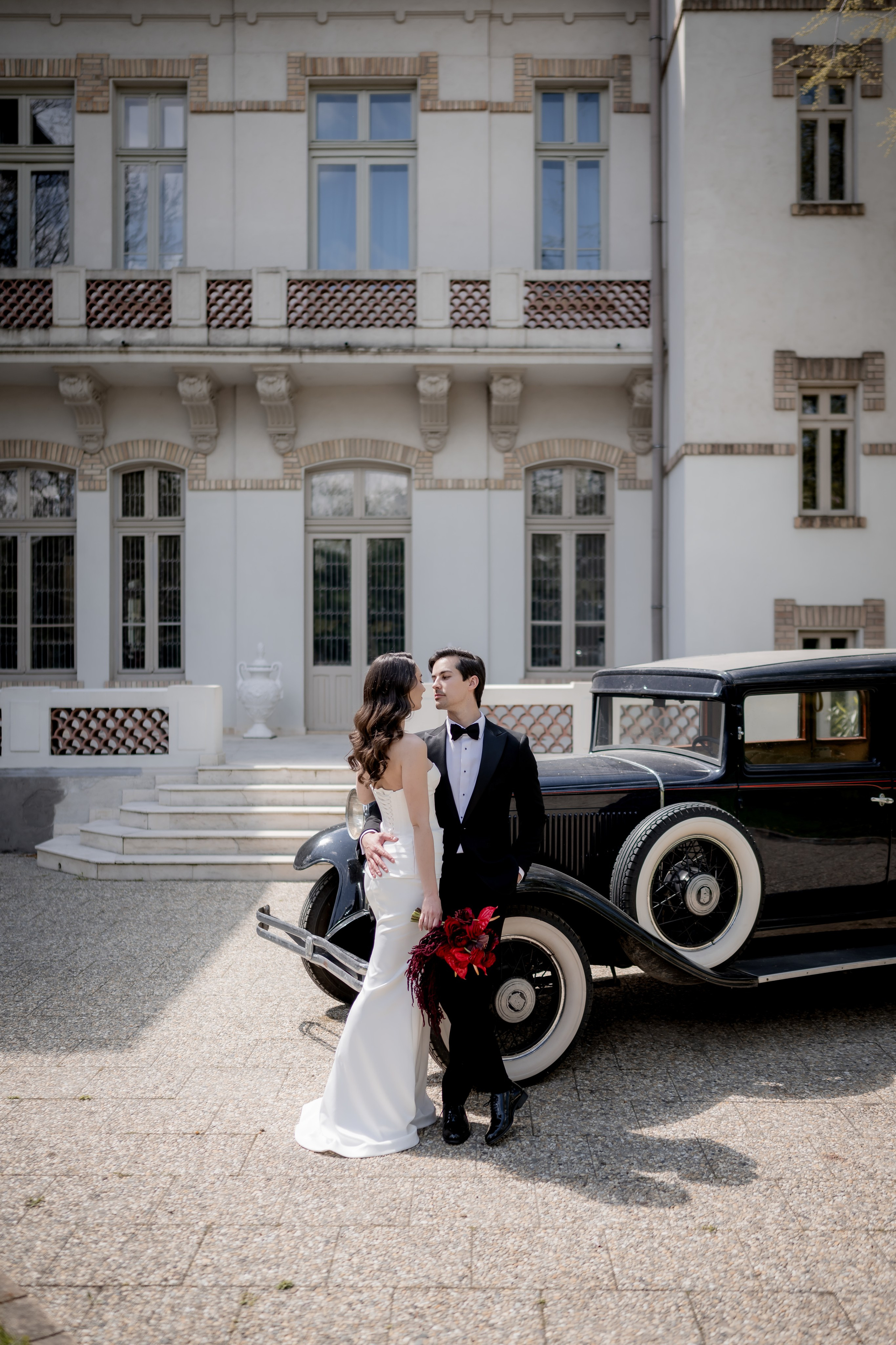 Claudia & Mihai Wedding | Elegant Love Story