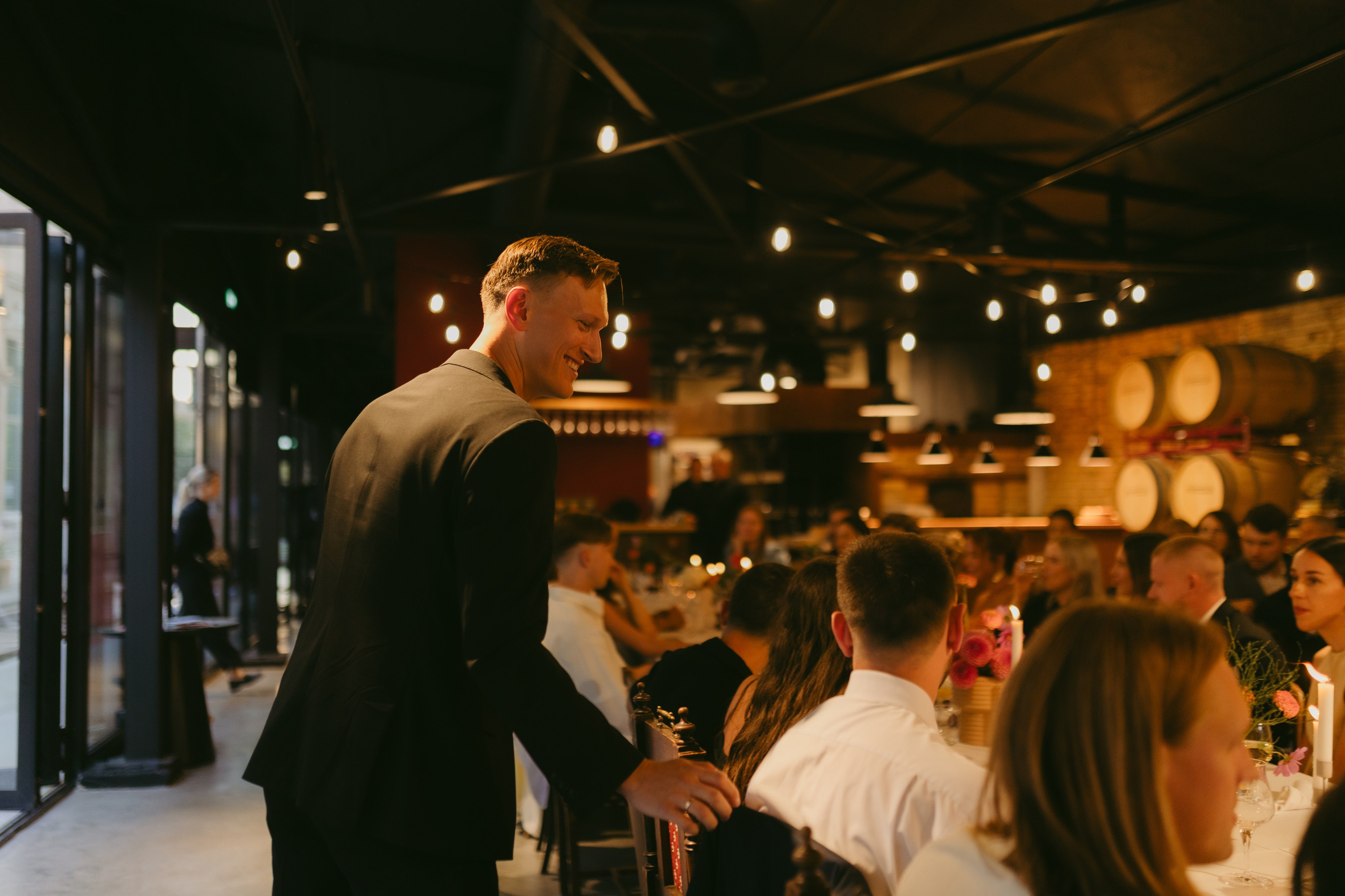 Miglė ir Mindaugas | 2024 | MIESTO VESTUVĖS. Vestuvių ir šeimų fotografė Lena Bondarenko / belove photo