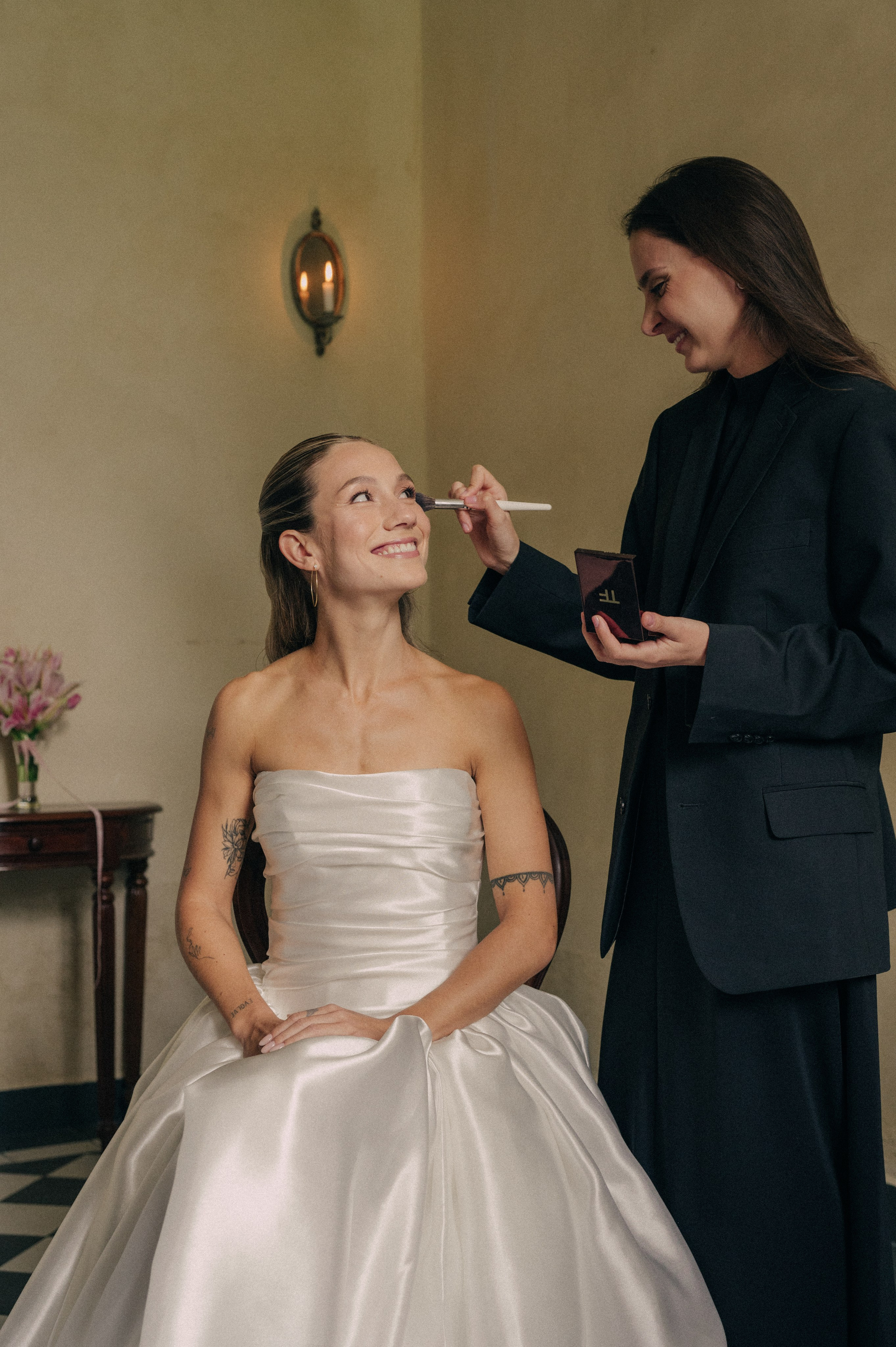 Paula and Tony. Wedding and commercial photographer