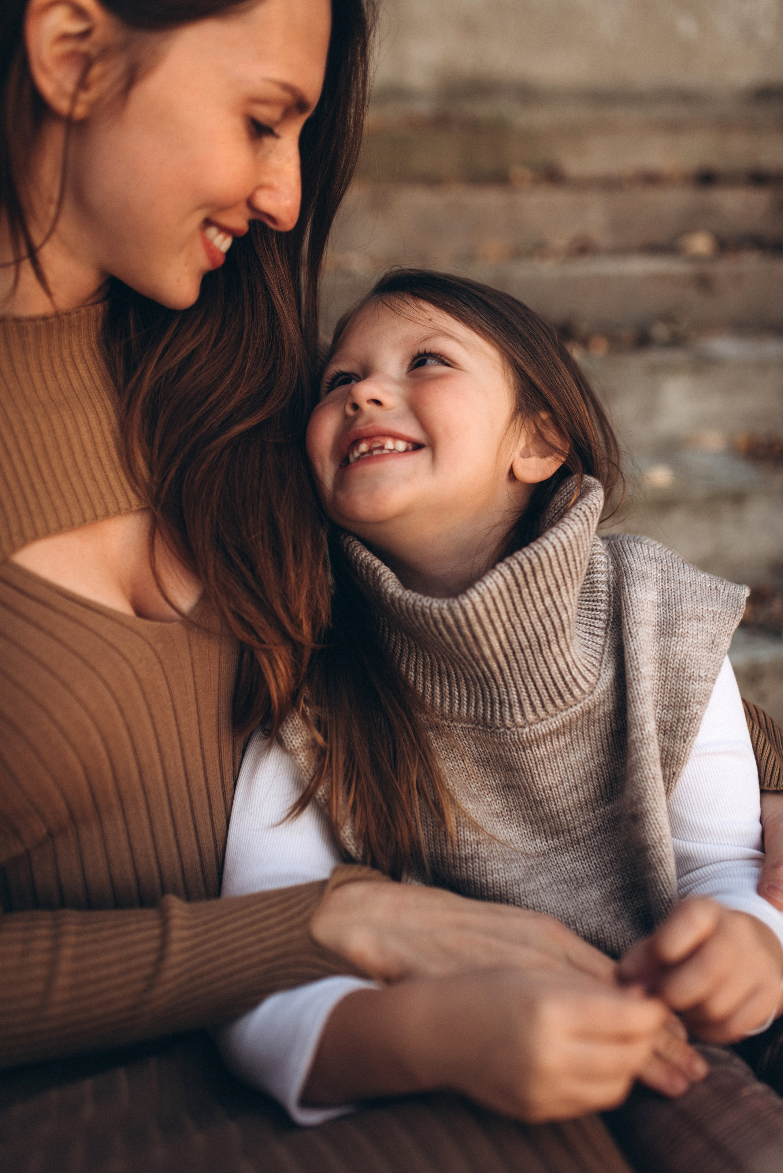 Tatjana & Mila. Familien- und Hochzeitsfotografin. Ich arbeite in Koblenz und Rheinlan