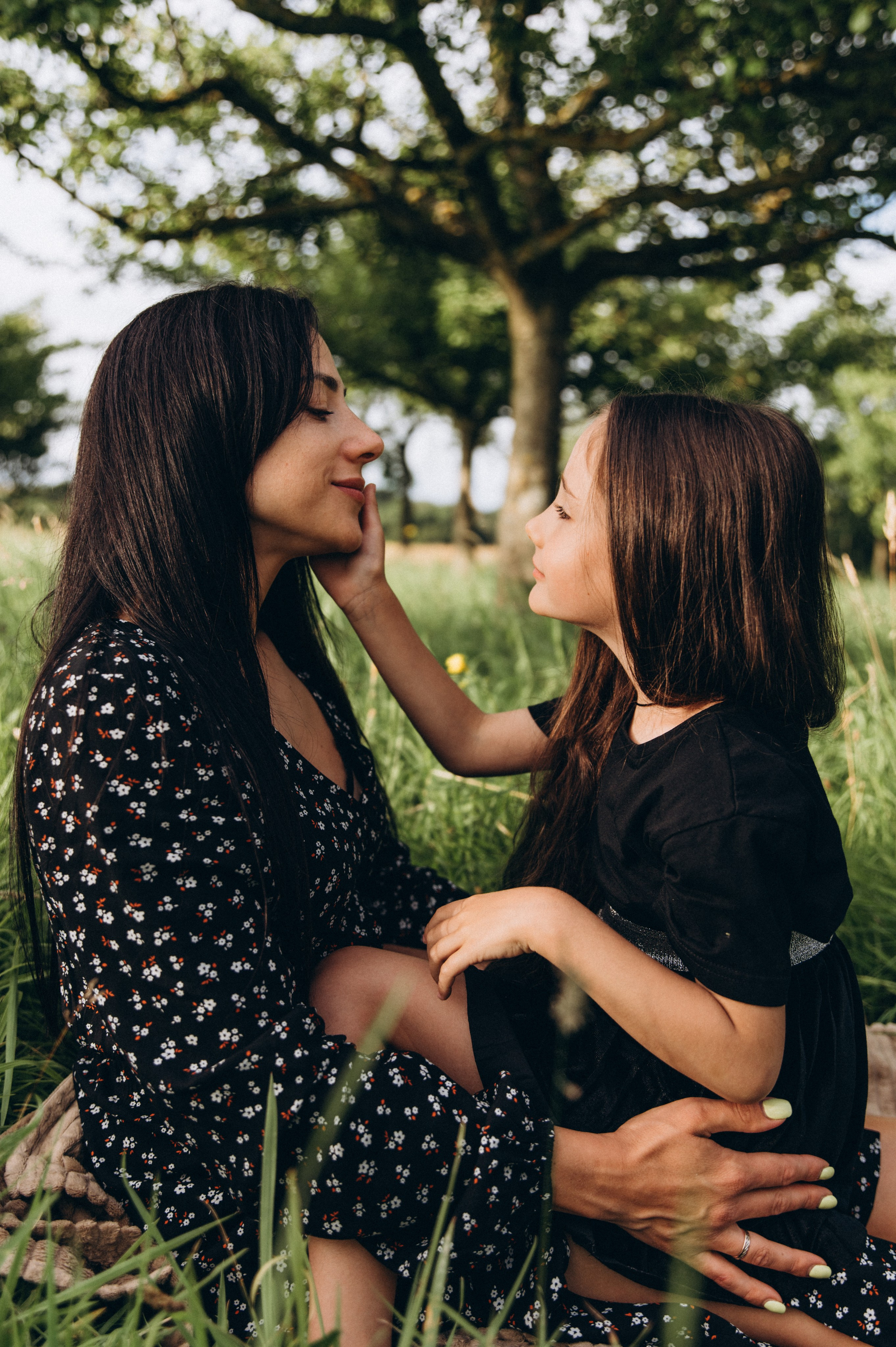 Sasha und Nika. Familien- und Hochzeitsfotografin. Ich arbeite in Koblenz und Rheinlan