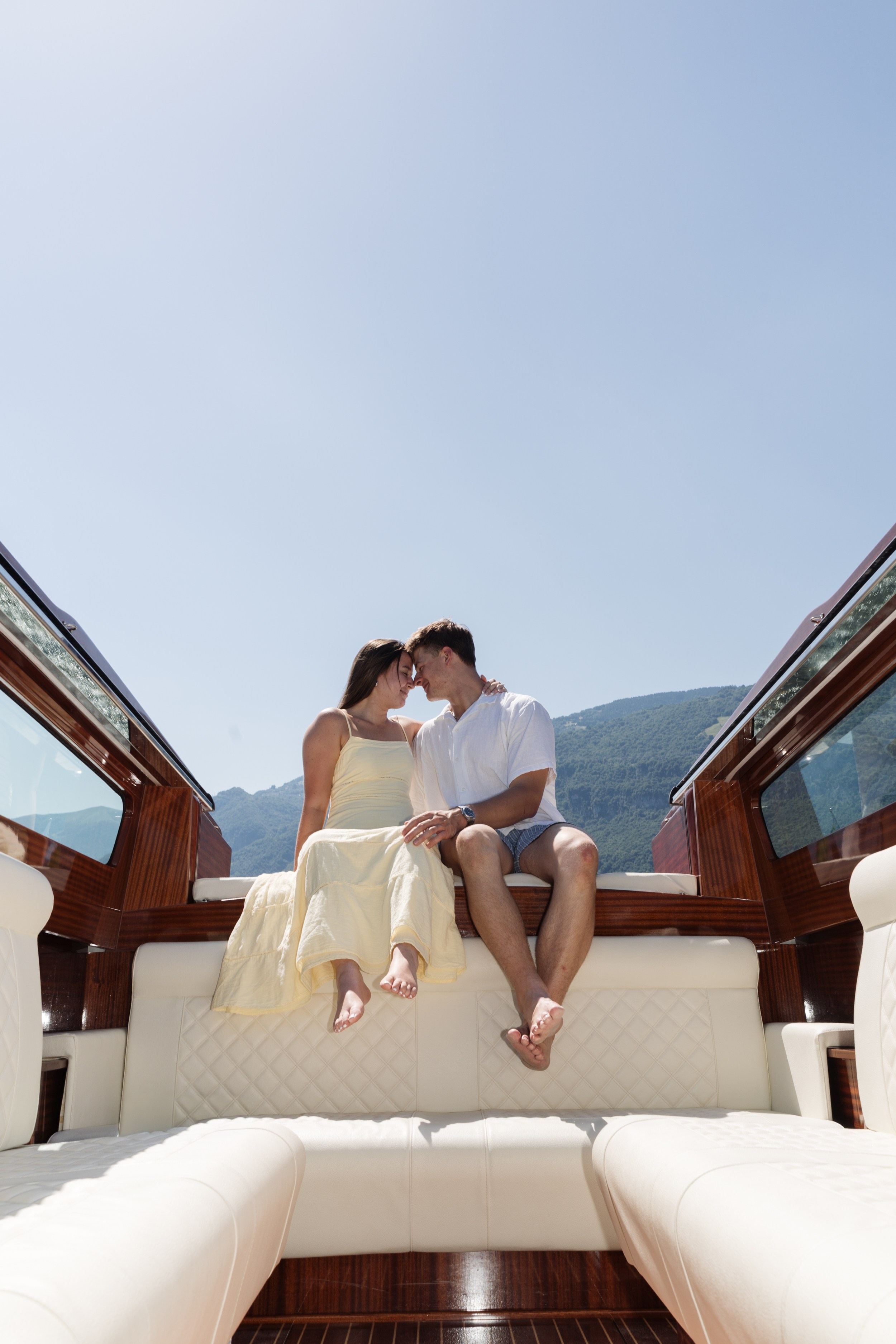 Boat Proposal in Lake Como. Lake Como Proposal Photographer | Surprise Proposals & Engagements