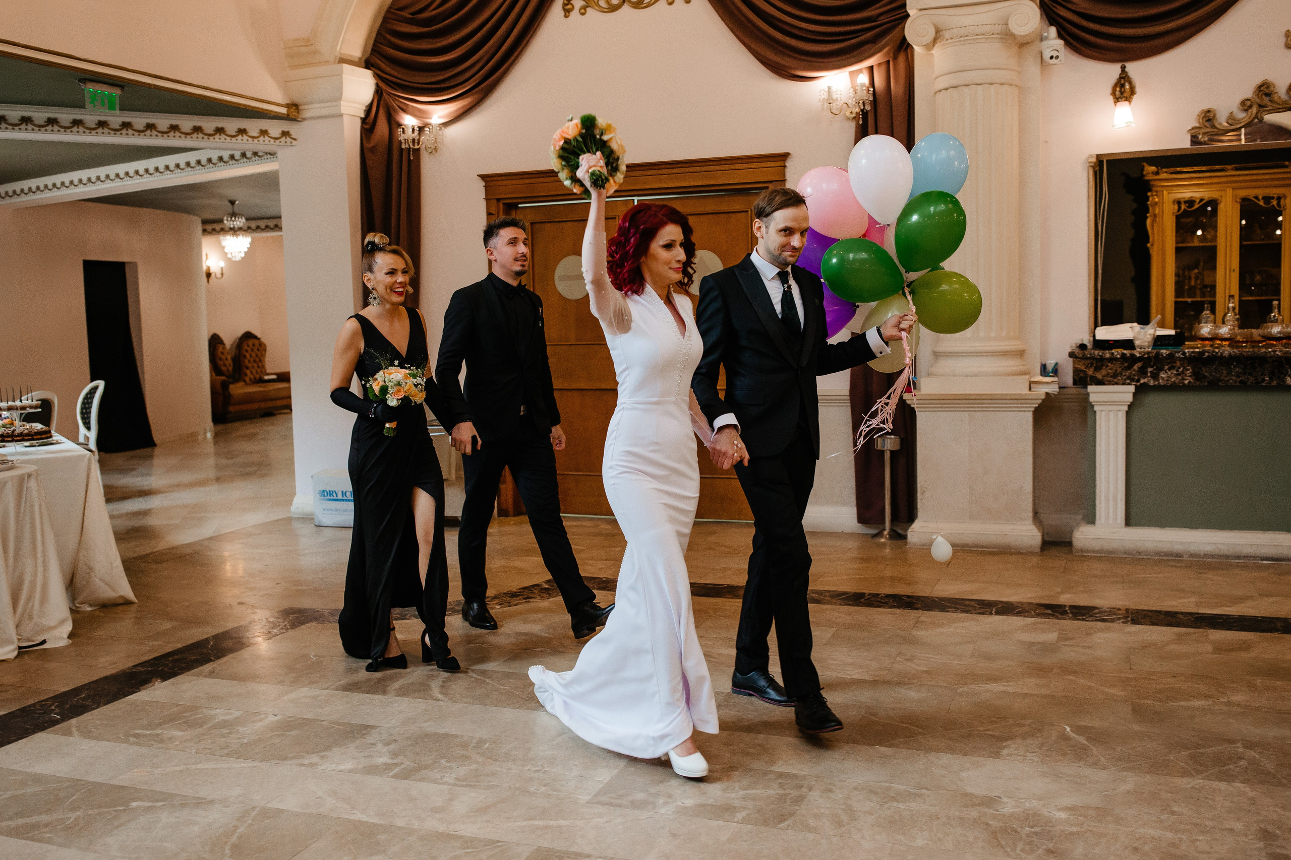 Nunta Elena & Tudor — Fotografie de nuntă în stil natural și elegant. Rares Bucur is a professional wedding photographer based in Cluj-Napoca, Romania, specializing in wedding photography