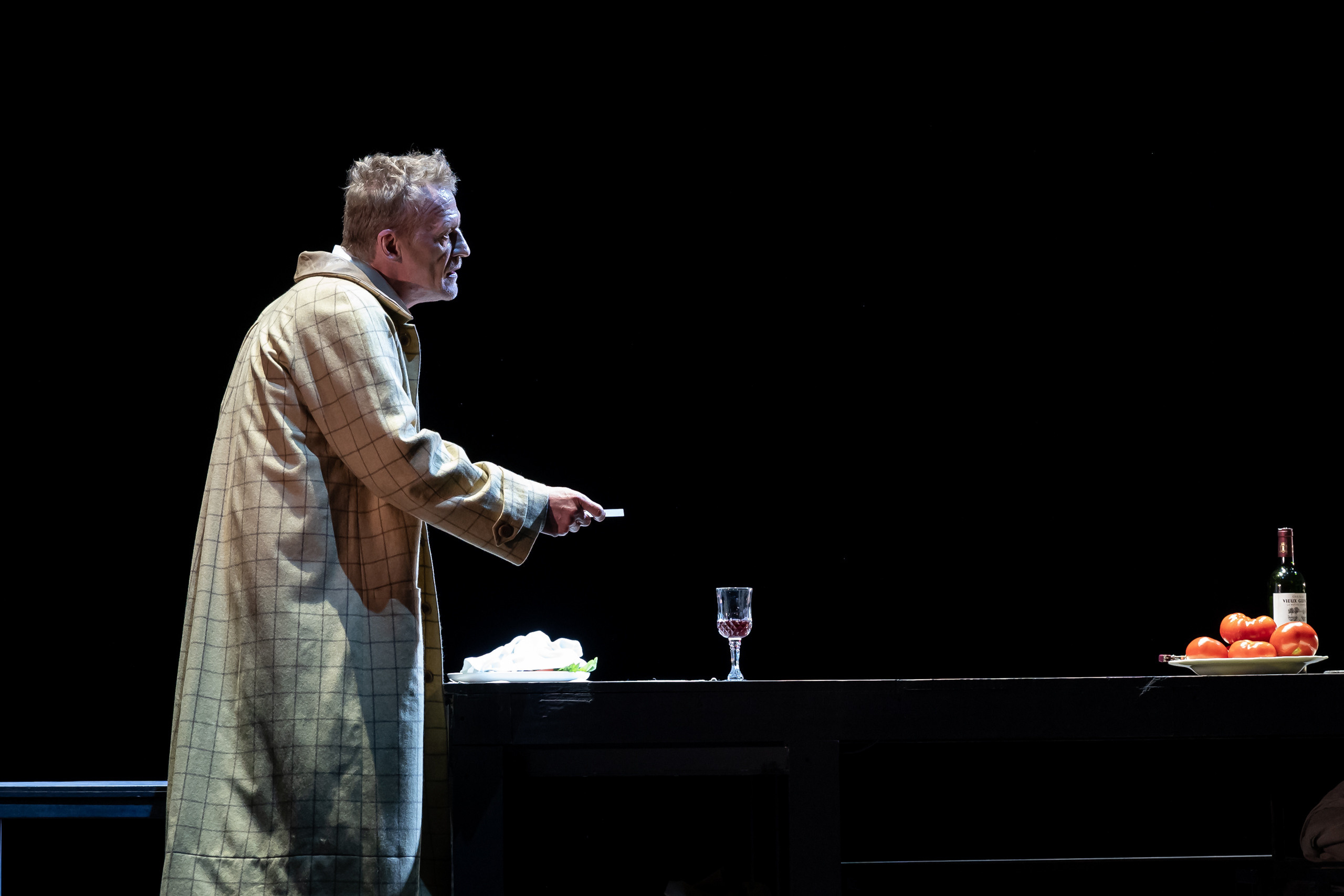 Theatre. Alex Leonidov — Photographer