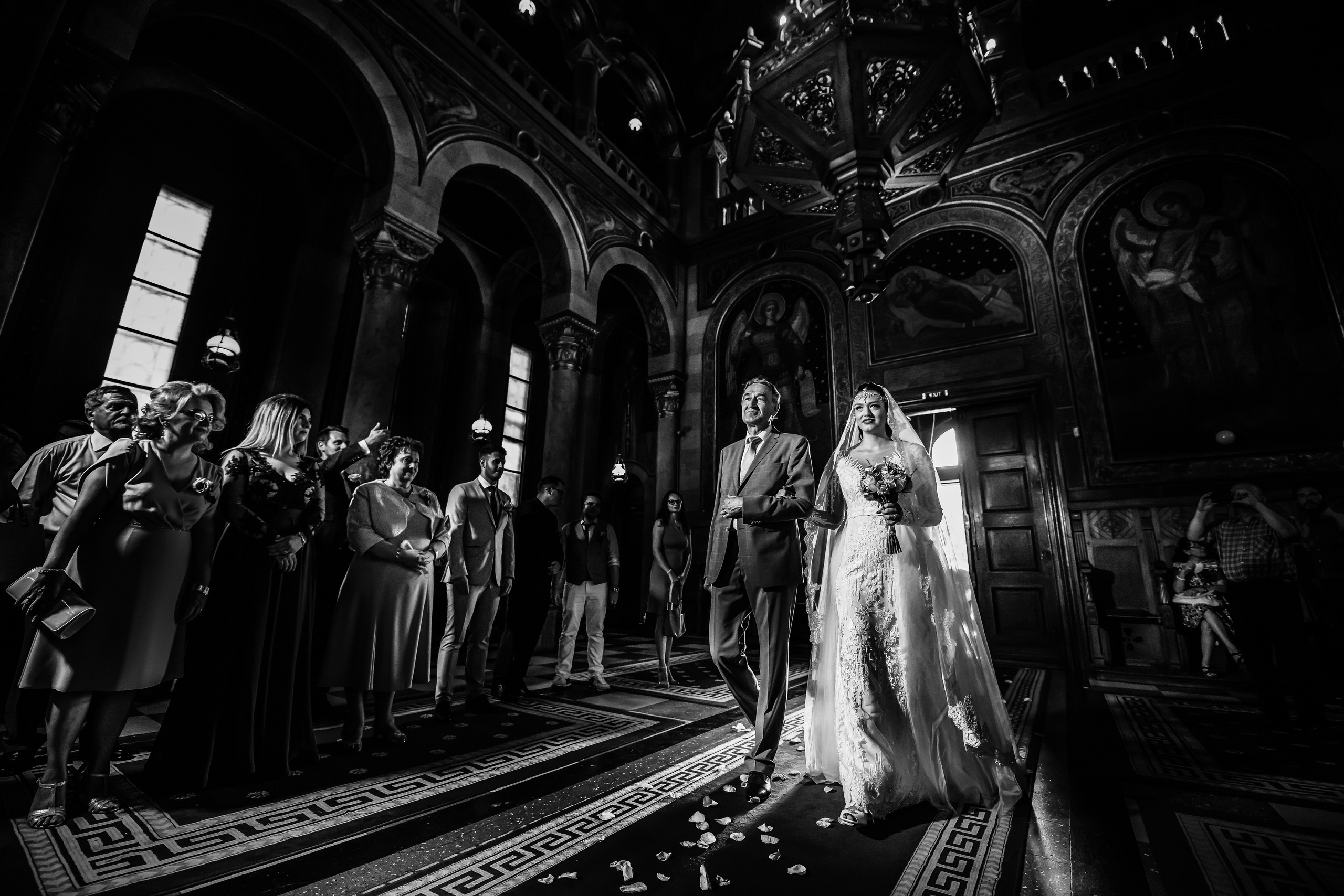 Fotograf Nuntă Editorial in Bucuresti – Eleganta si Imagini Premium