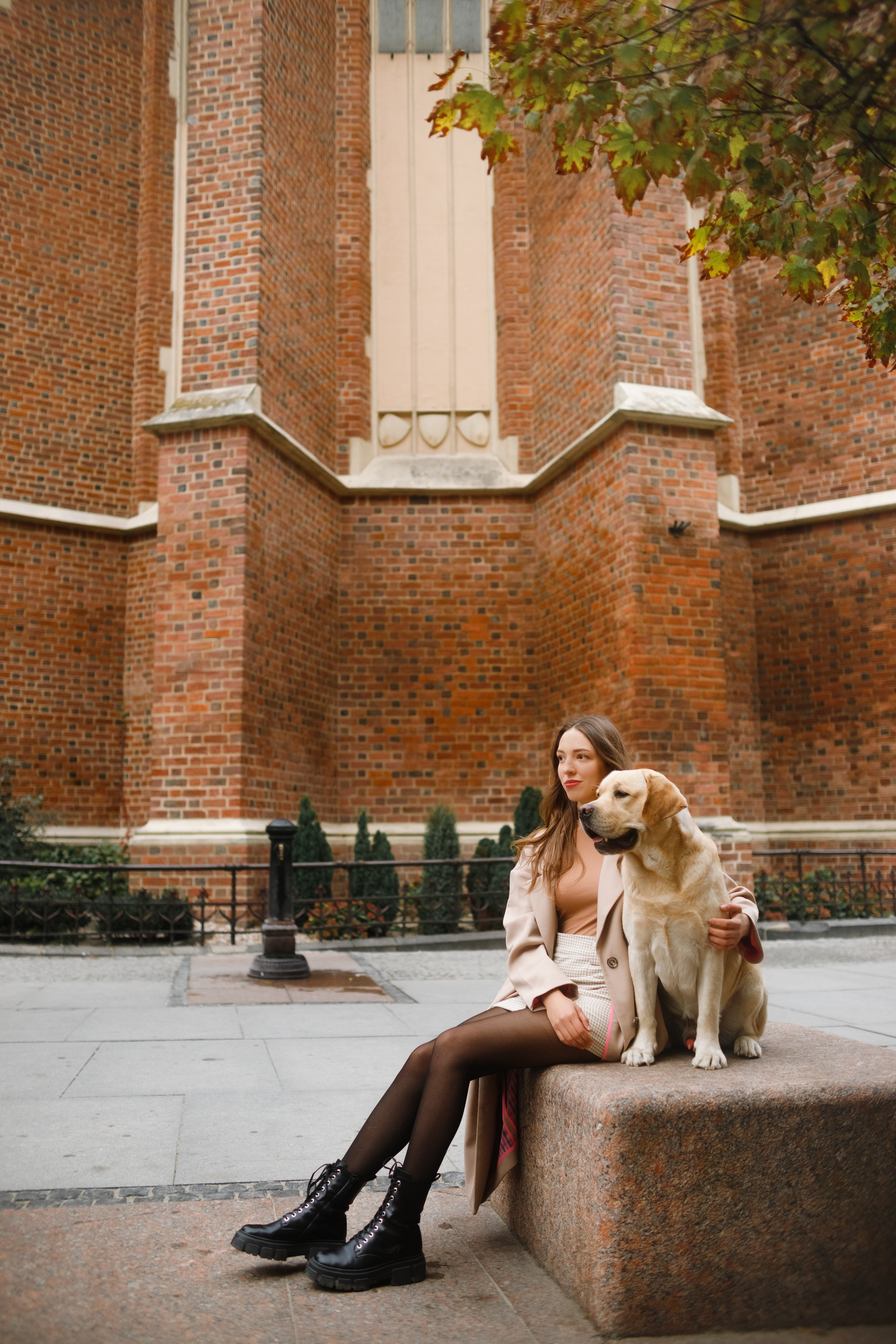 Katya & labrador. Kaja | fotograf psów we Wrocławiu