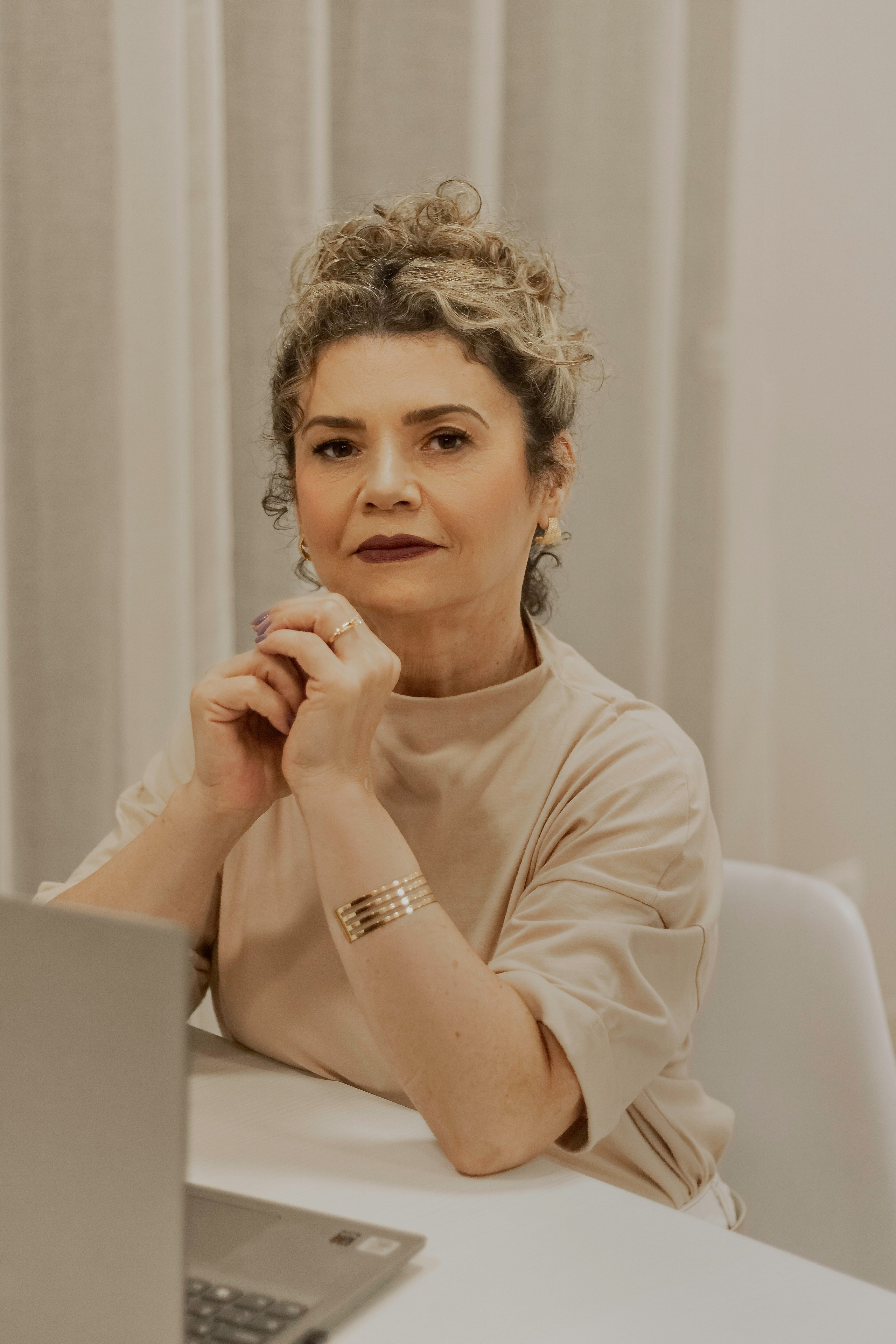 fotógrafa marca pessoal São Paulo, ensaio marca pessoal São Paulo, fotografia para empreendedoras São Paulo, fotógrafa branding São Paulo, retrato corporativo São Paulo, ensaio para LinkedIn São Paulo, fotos profissionais São Paulo, fotógrafa marca pessoal Santos, ensaio marca pessoal Santos, fotografia para empresárias Santos, retrato corporativo Santos, ensaio corporativo Santos, fotografia branding Santos, fotógrafa marca pessoal Praia Grande, ensaio marca pessoal Praia Grande, ensaio branding Praia Grande, fotografia para empreendedoras Praia Grande, fotógrafa para empresárias Praia Grande, retrato corporativo Praia Grande, fotografia corporativa Praia Grande, fotos profissionais Praia Grande, ensaio profissional Praia Grande, ensaio para psicóloga São Paulo, ensaio para médica São Paulo, ensaio para dentista São Paulo, ensaio para advogada São Paulo, ensaio para arquiteta São Paulo, ensaio para mentora São Paulo, ensaio para consultora São Paulo, ensaio para coach São Paulo, ensaio para nutricionista São Paulo, ensaio para influenciadora São Paulo, ensaio para empresária São Paulo, ensaio para psicóloga Praia Grande, ensaio para médica Praia Grande, ensaio para dentista Praia Grande, ensaio para advogada Praia Grande, ensaio para arquiteta Praia Grande, ensaio para mentora Praia Grande, ensaio para consultora Praia Grande, ensaio para coach Praia Grande, ensaio para nutricionista Praia Grande, ensaio para influenciadora Praia Grande, ensaio para empresária Praia Grande, ensaio para psicóloga Santos, ensaio para médica Santos, ensaio para dentista Santos, ensaio para advogada Santos, ensaio para arquiteta Santos, ensaio para mentora Santos, ensaio para consultora Santos, ensaio para coach Santos, ensaio para nutricionista Santos, ensaio para influenciadora Santos, ensaio para empresária Santos, marca pessoal, branding pessoal, posicionamento profissional, imagem profissional, imagem estratégica, posicionamento digital, branding feminino, branding para empreendedoras, fotógrafa marca pessoal Praia Grande, ensaio marca pessoal Praia Grande, fotógrafa marca pessoal Santos, ensaio marca pessoal Santos, fotógrafa marca pessoal São Paulo, ensaio marca pessoal São Paulo, fotografia para empresárias, fotografia para empreendedoras, retrato corporativo, fotografia corporativa, fotos profissionais, ensaio profissional feminino, branding pessoal, imagem profissional, ensaio para LinkedIn, ensaio para psicóloga, ensaio para médica, ensaio para advogada, ensaio para mentora, ensaio para empresária, Atualização de Imagem Profissional, Esteticista