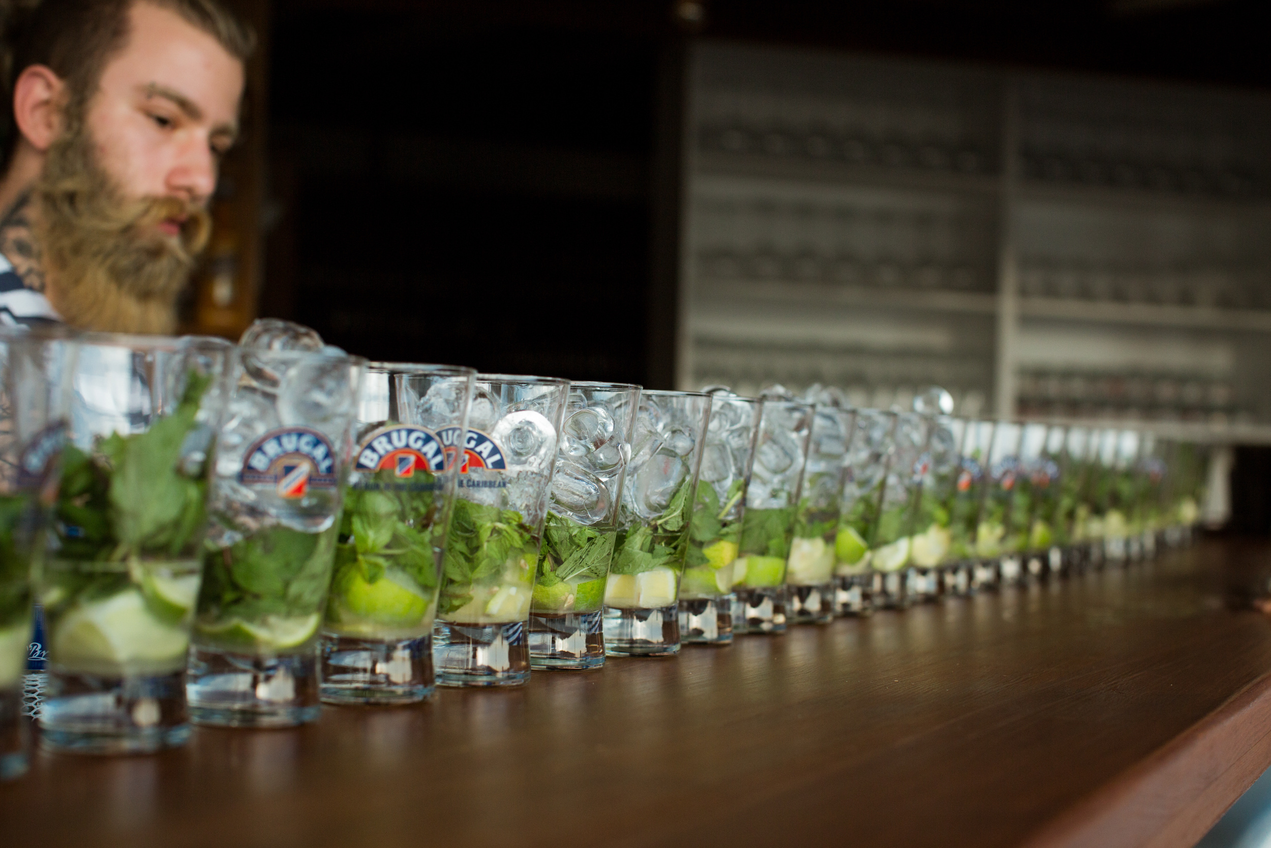 Вечеринка друзей и свадьба на острове. Фотограф в Каппадокии / Julia Ganch