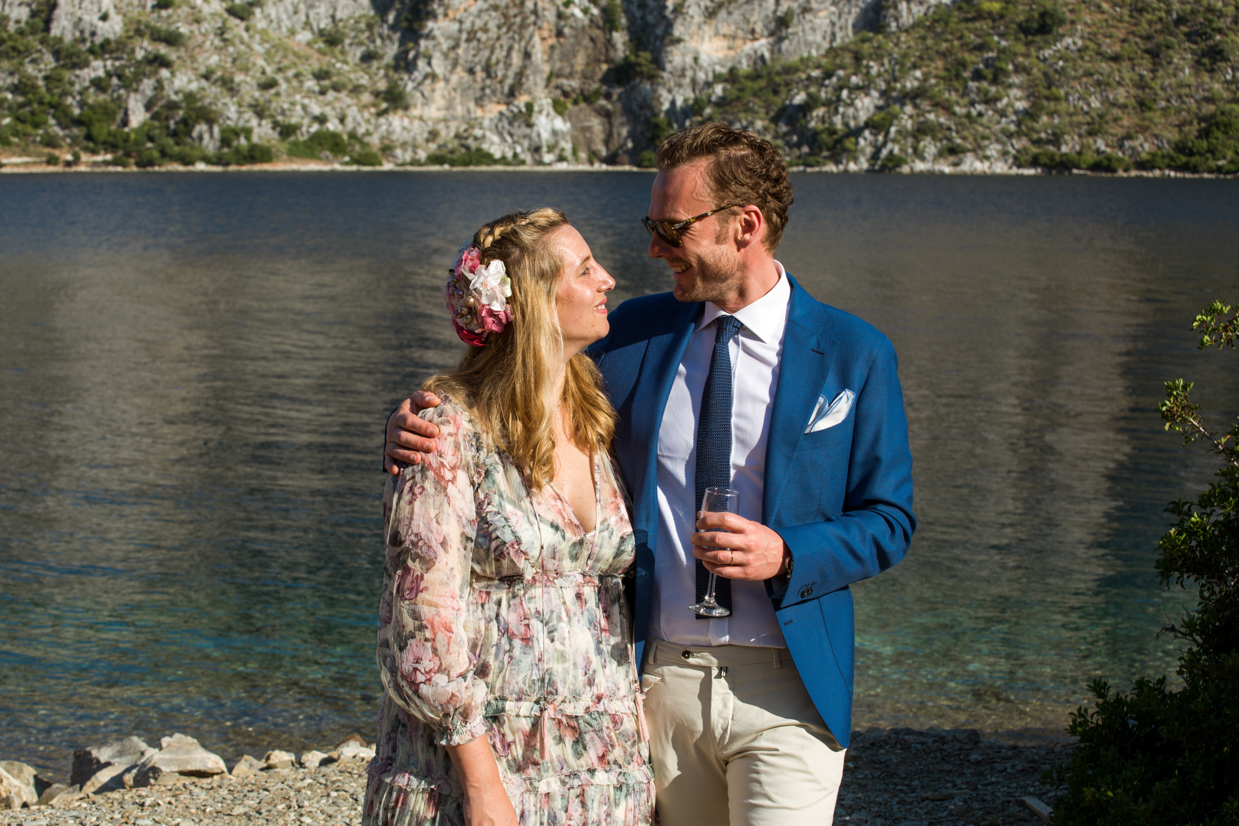 Вечеринка друзей и свадьба на острове. Фотограф в Каппадокии / Julia Ganch