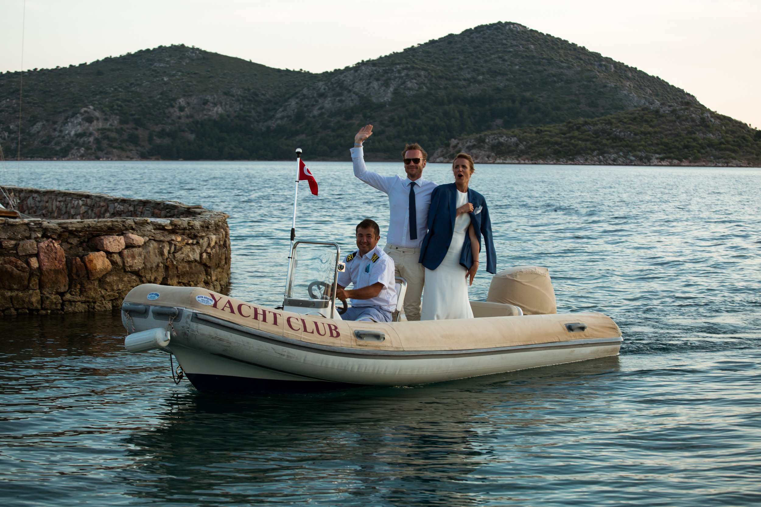 Вечеринка друзей и свадьба на острове. Фотограф в Каппадокии / Julia Ganch