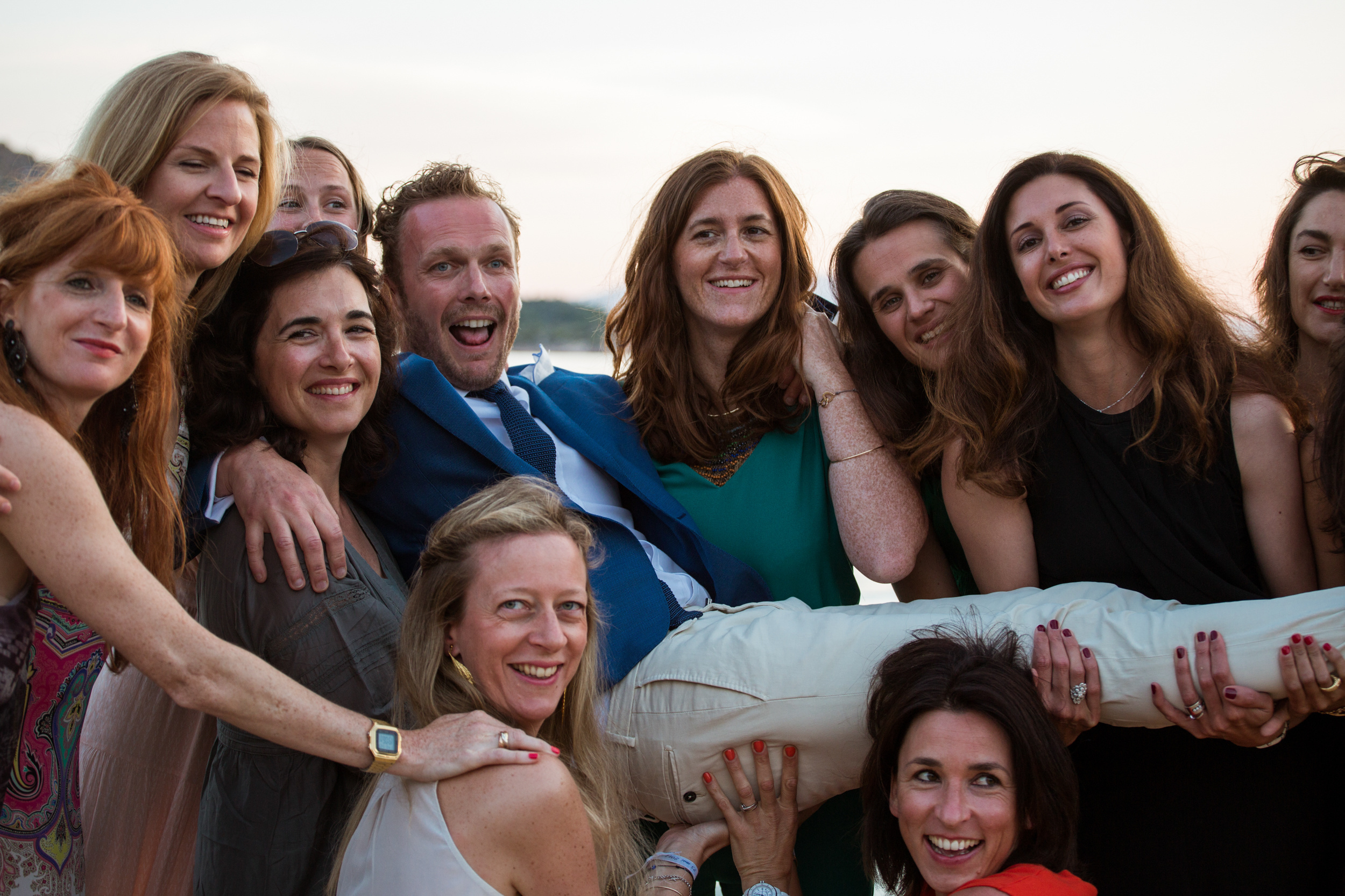 Вечеринка друзей и свадьба на острове. Фотограф в Каппадокии / Julia Ganch